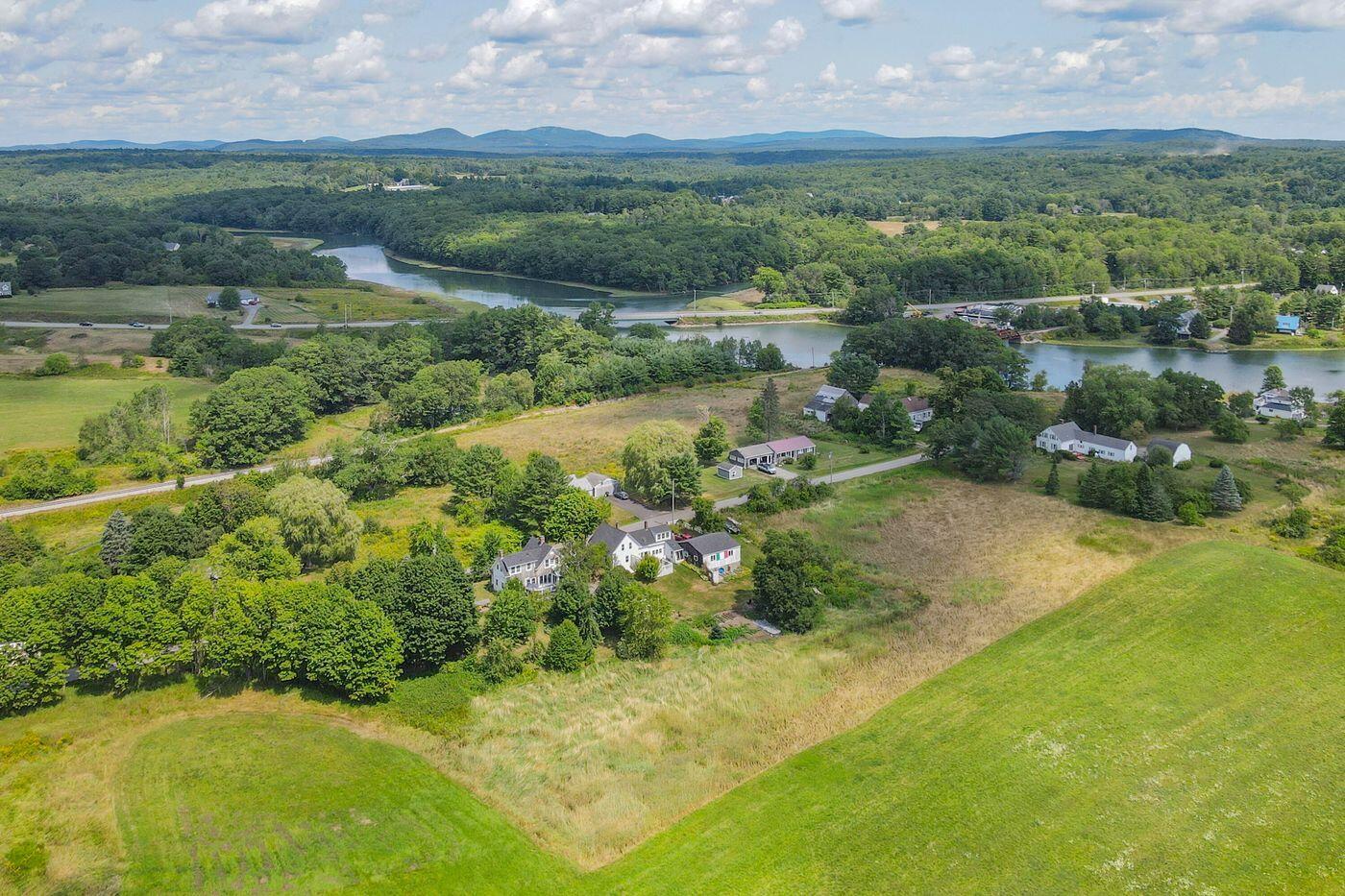 main property photo 43