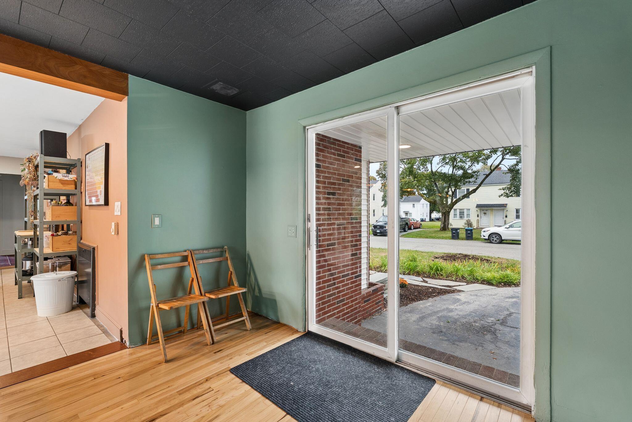 main property photo 17