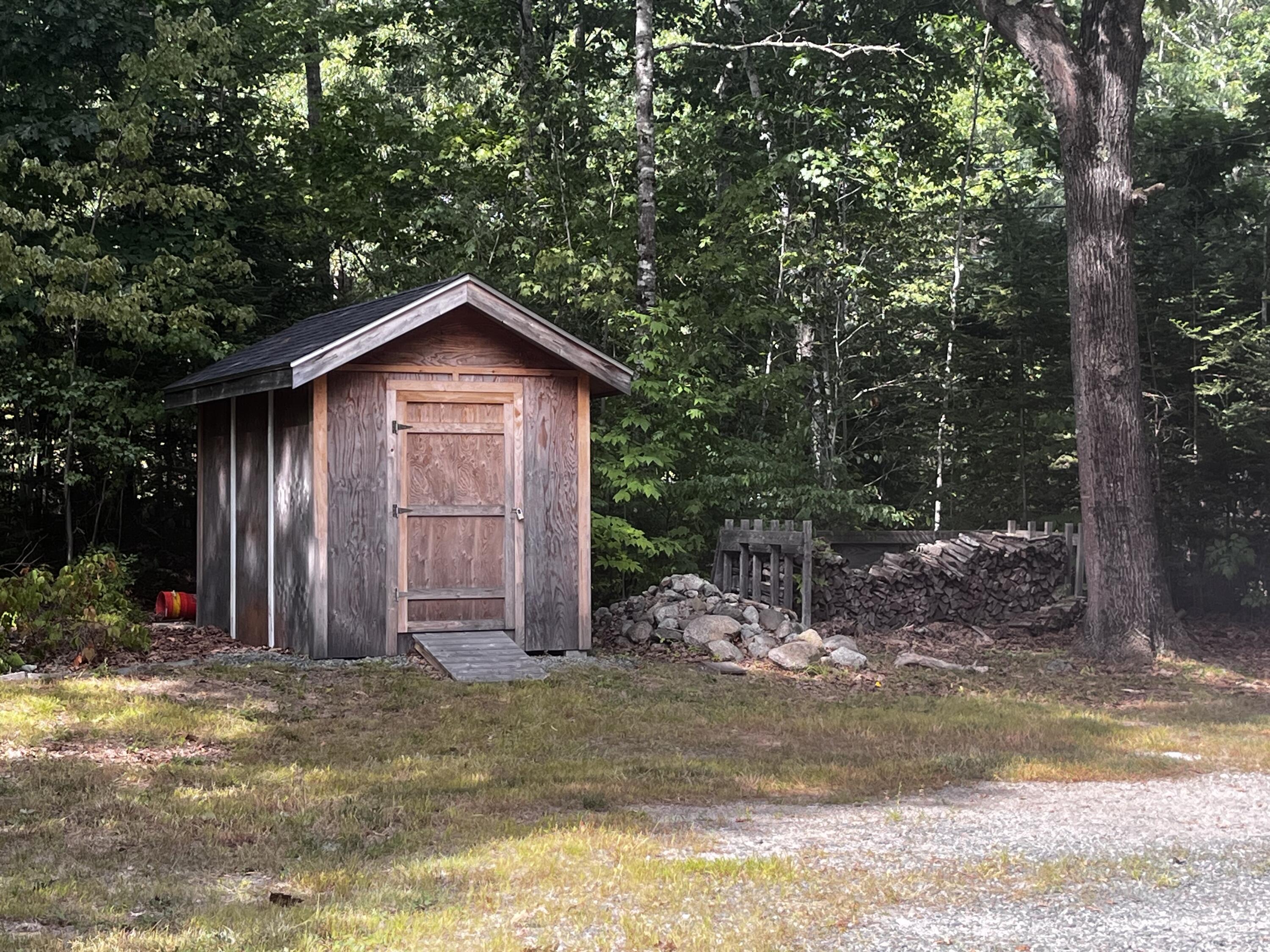 main property photo 30