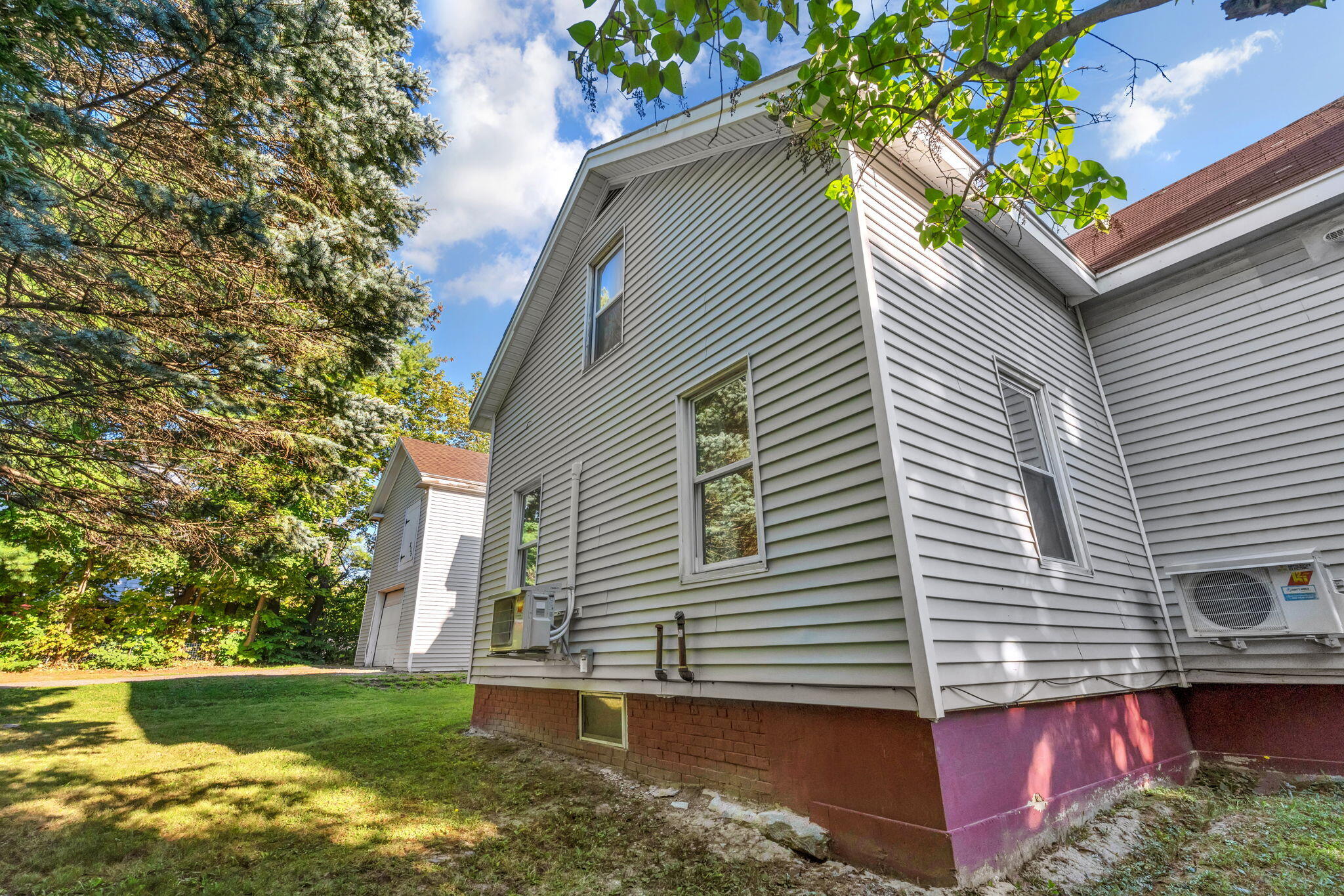 main property photo 56