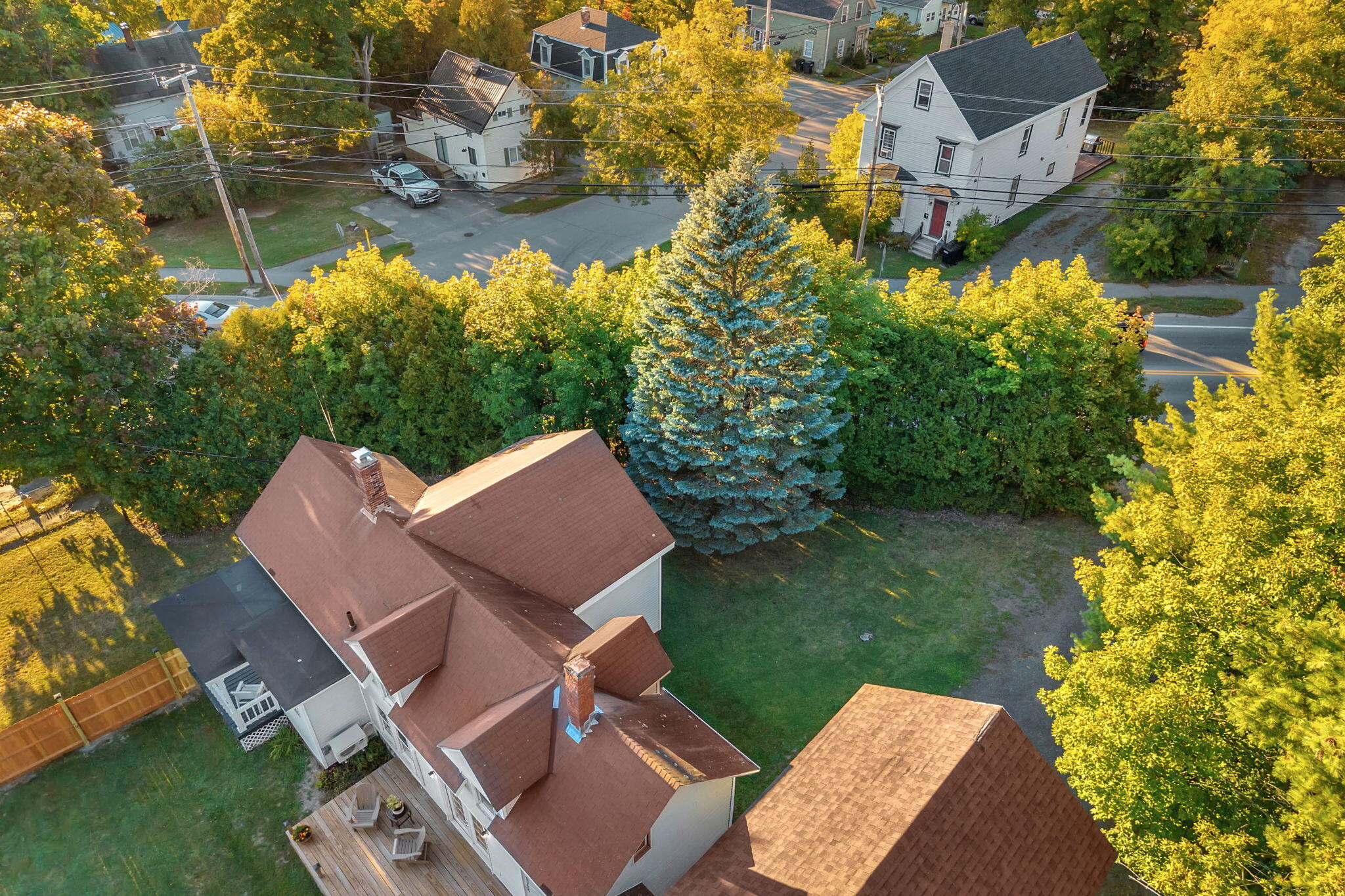 main property photo 78