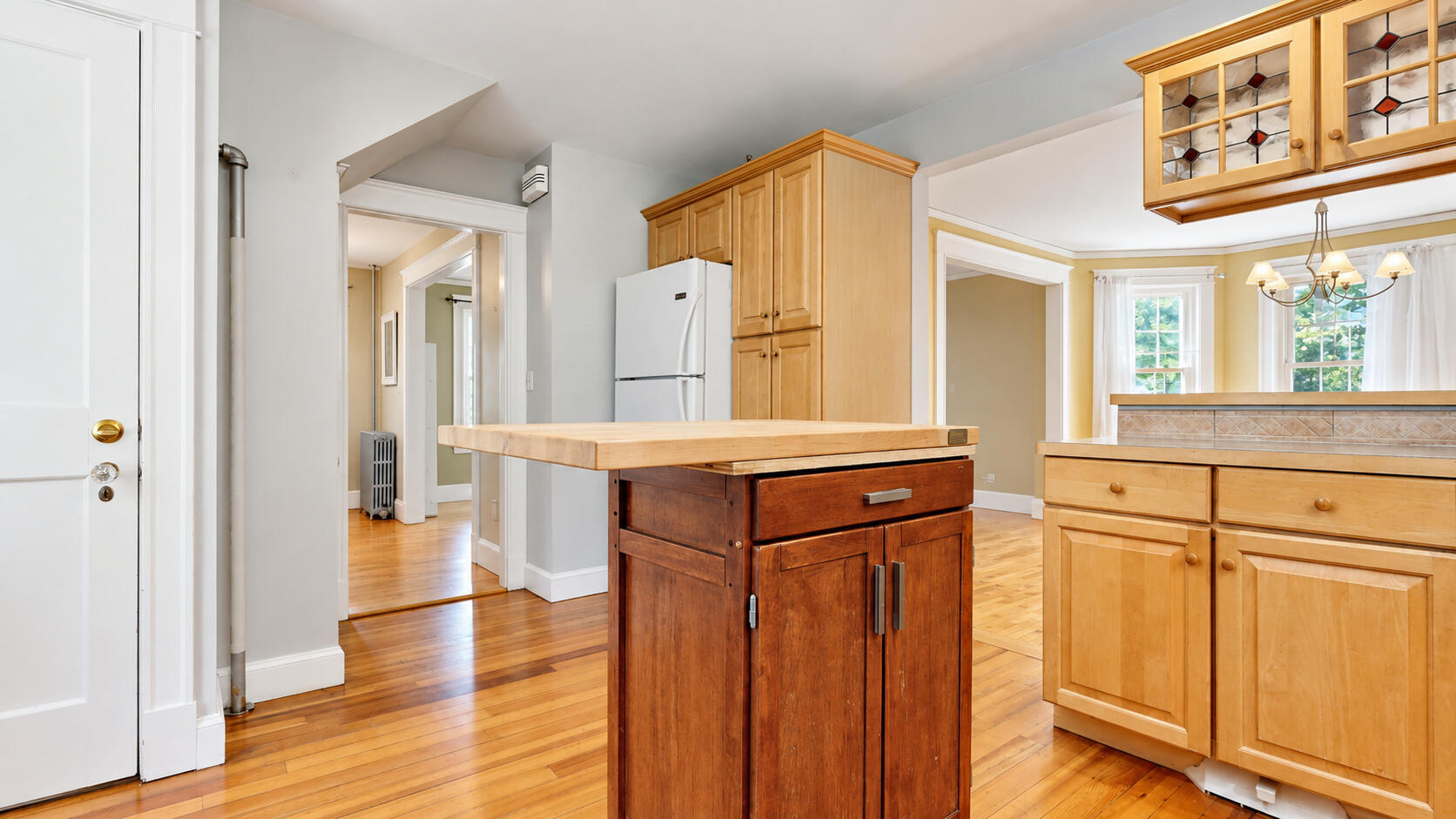 main property photo 37