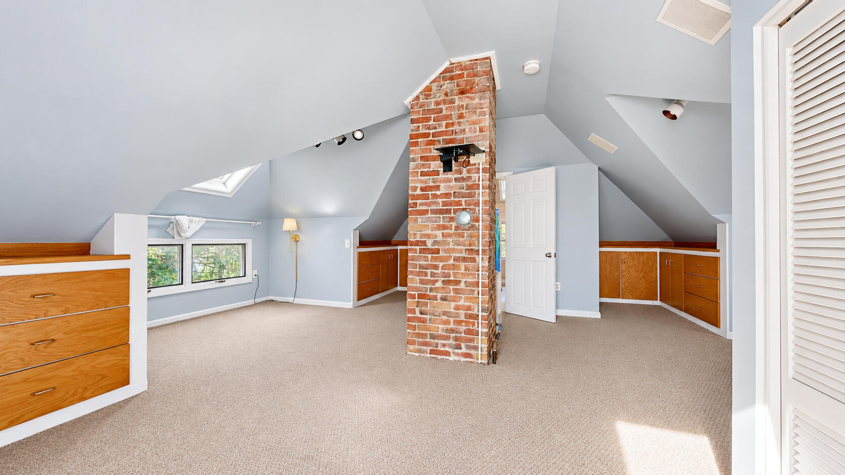 main property photo 61