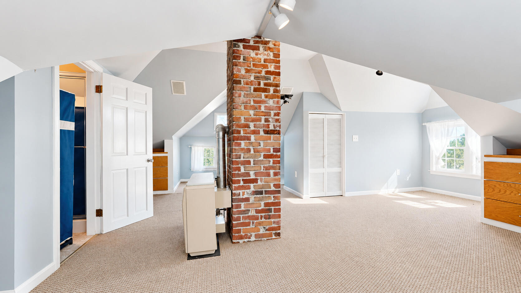 main property photo 63