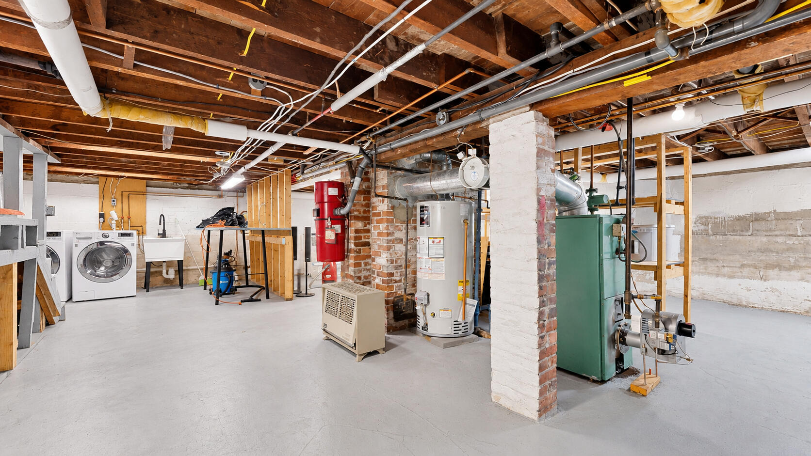 main property photo 68
