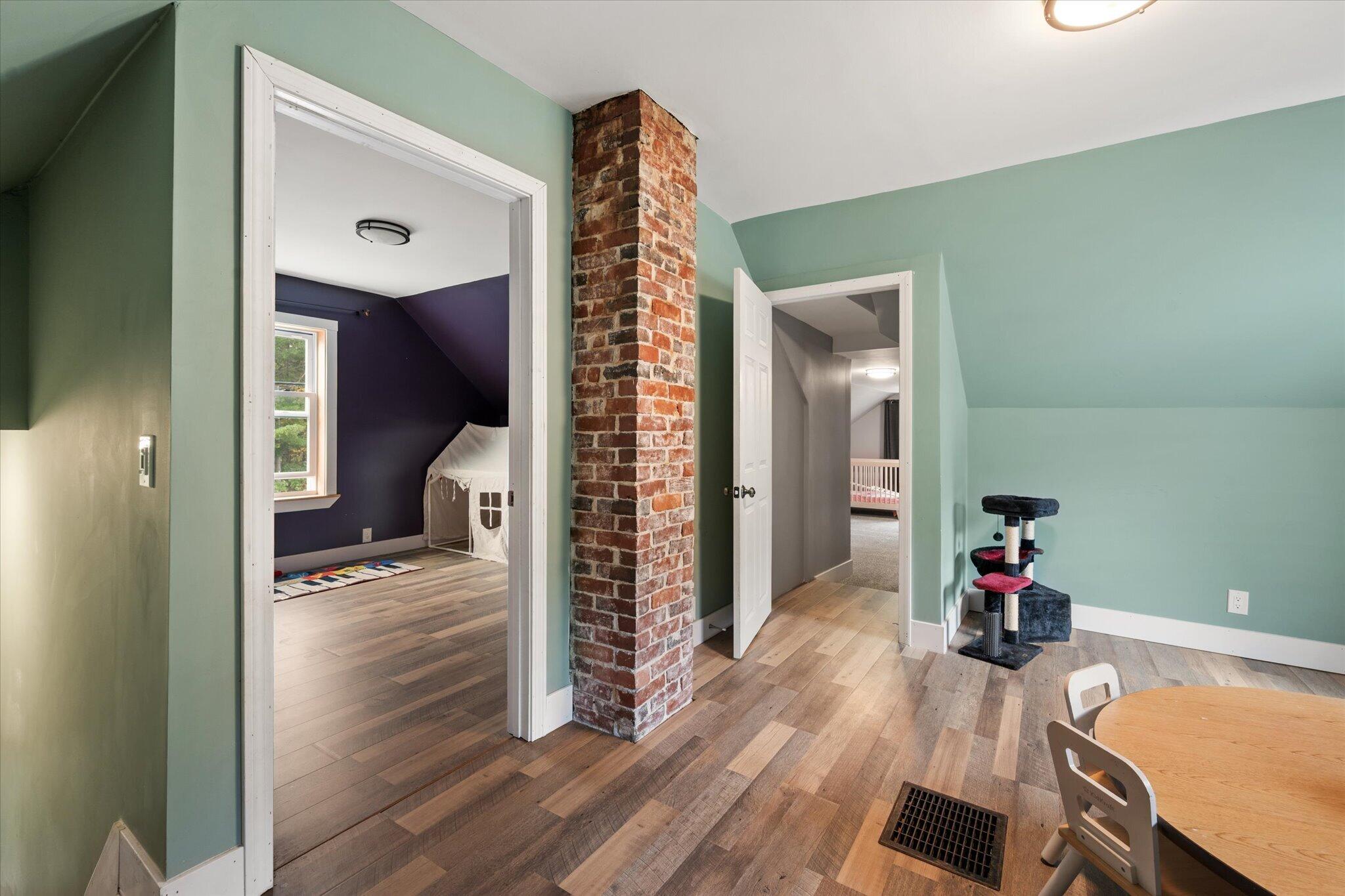 main property photo 23