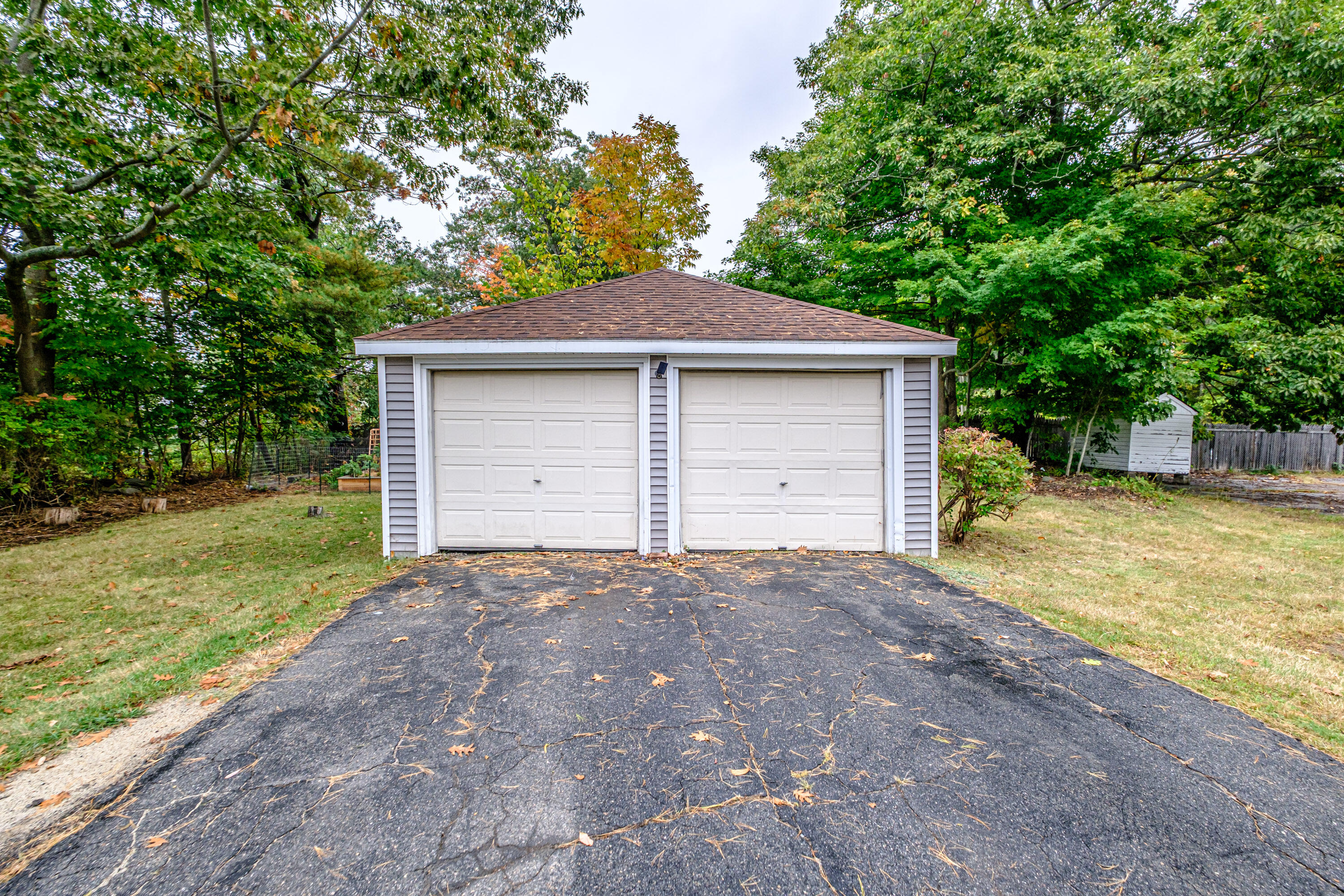 main property photo 87