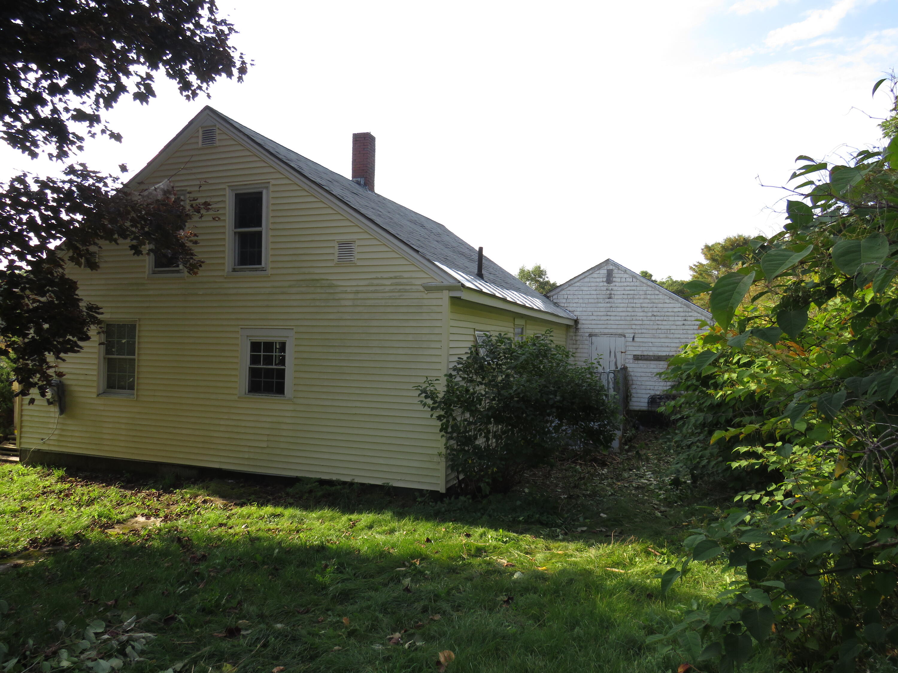 main property photo 6