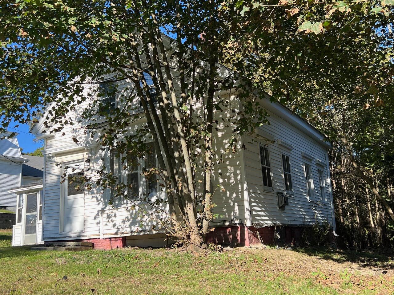 main property photo 35