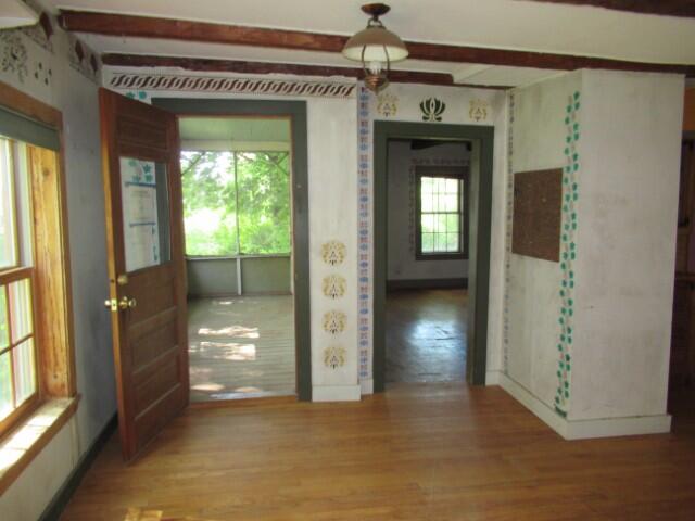main property photo 10