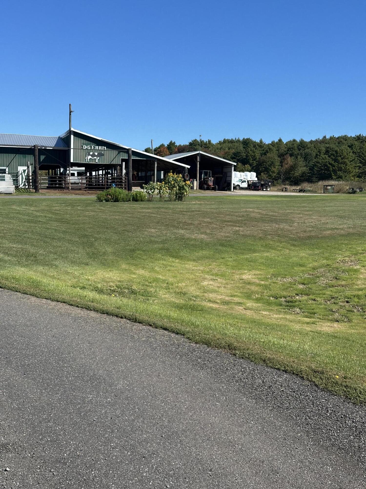 main property photo 24
