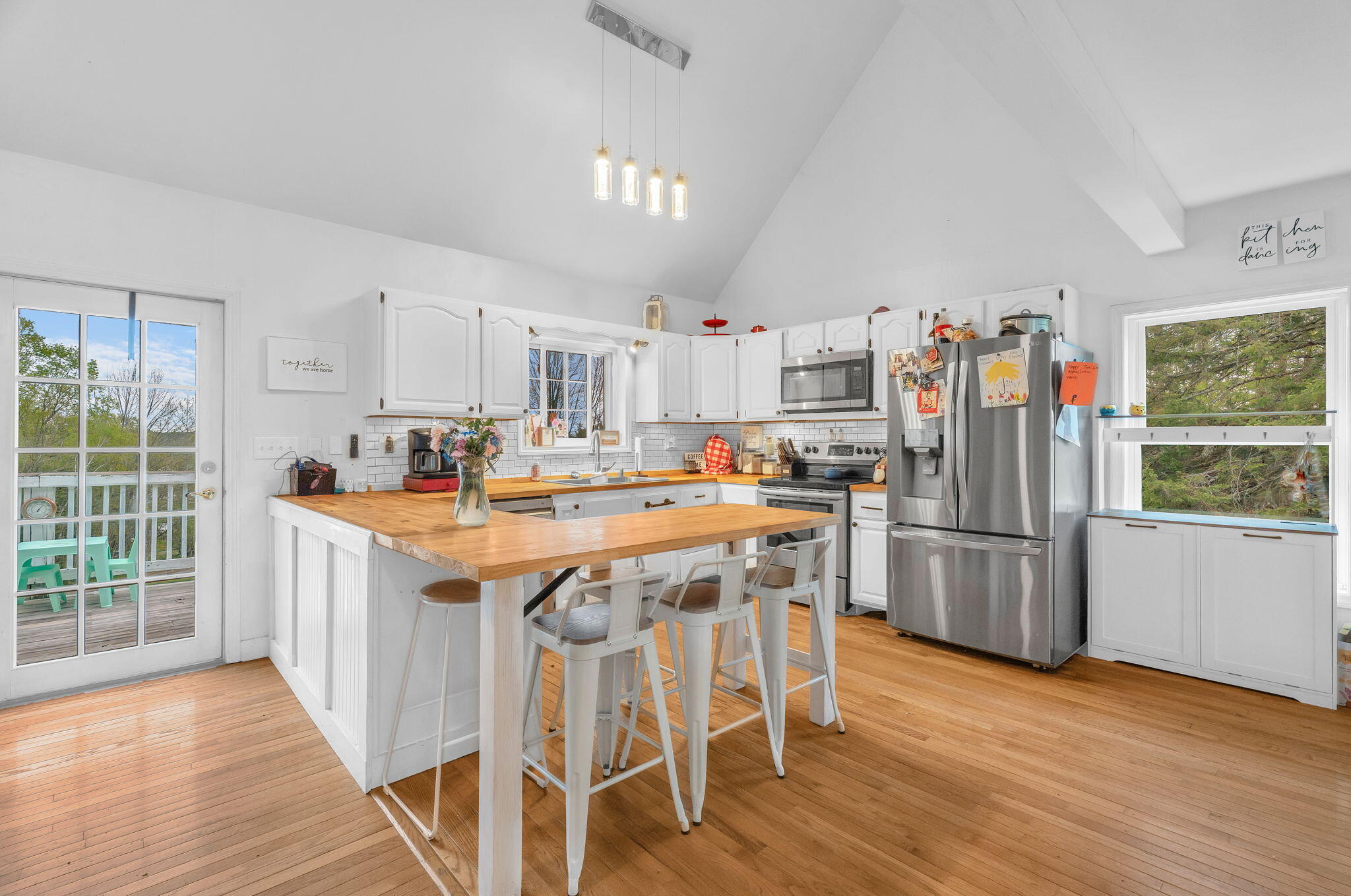 main property photo 2