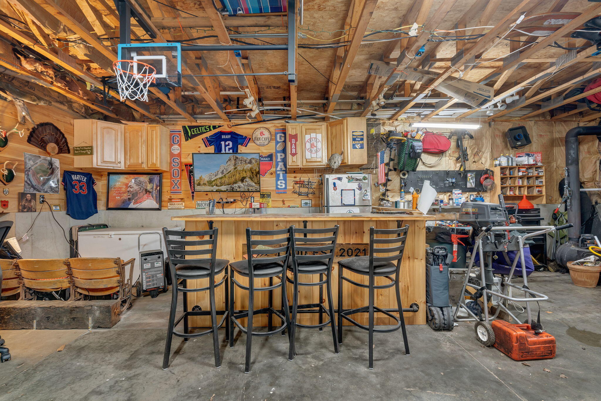main property photo 42