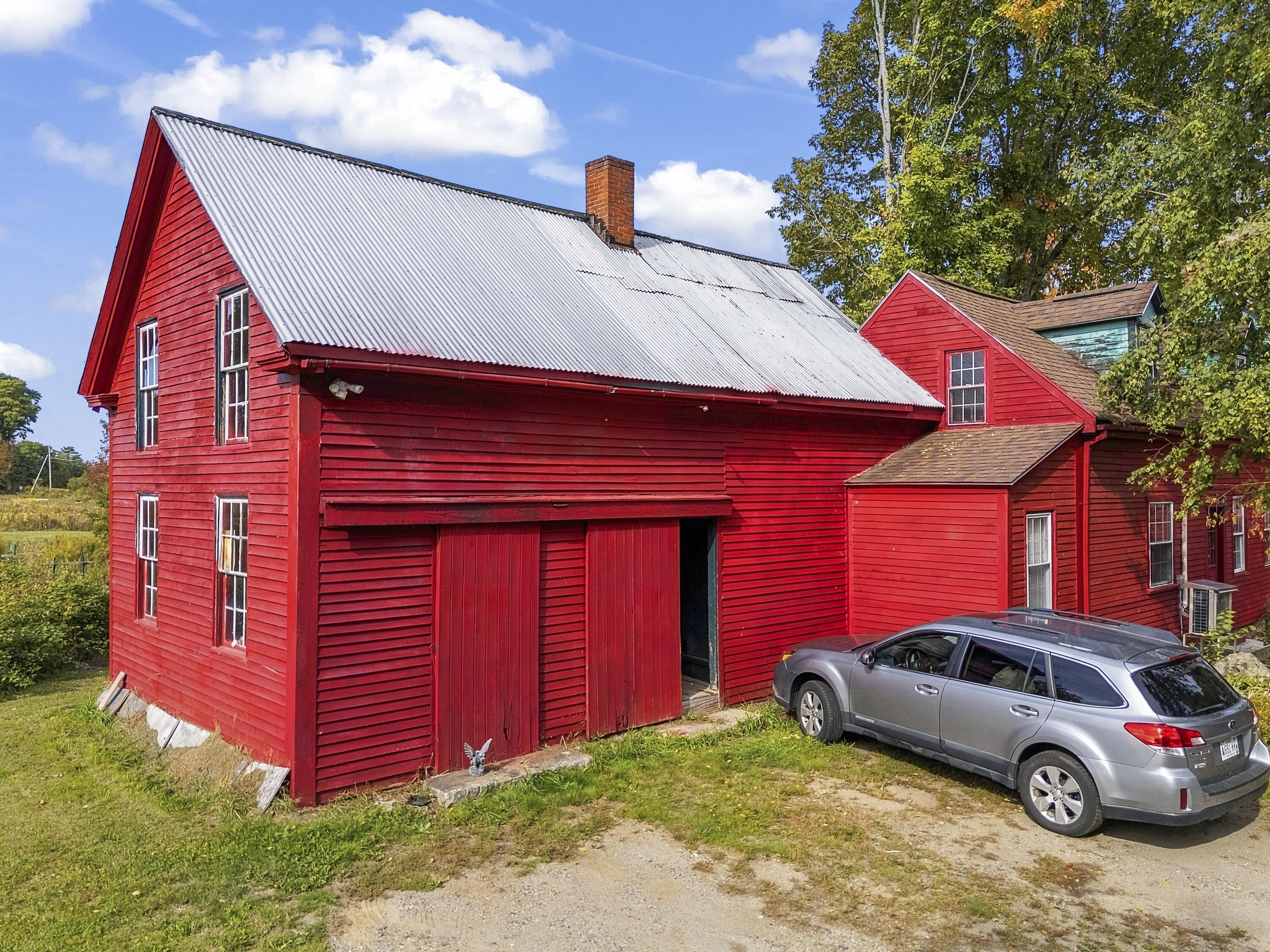 main property photo 35