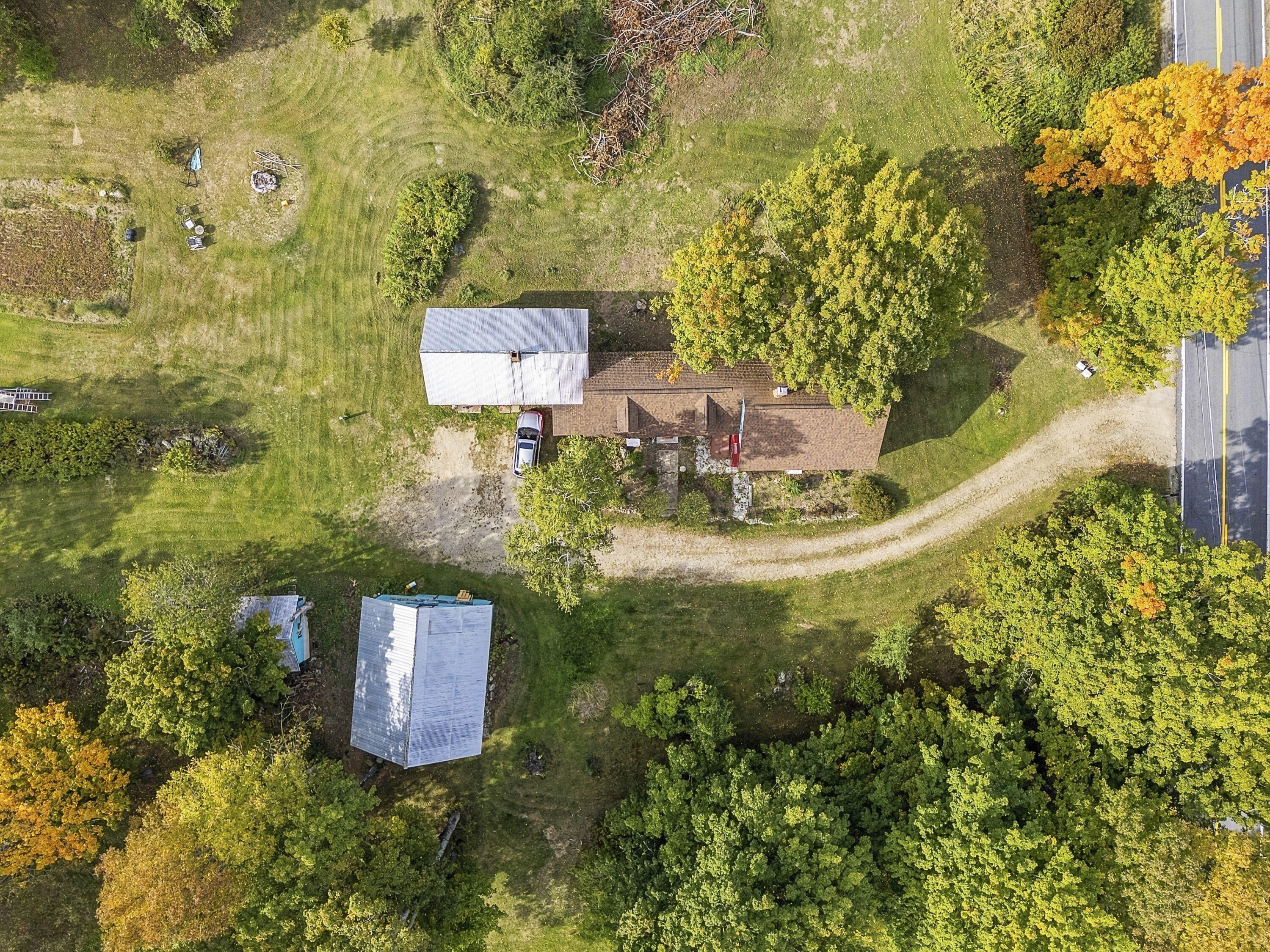main property photo 40