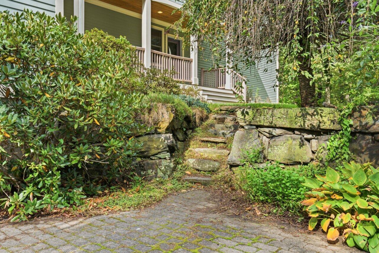 main property photo 73
