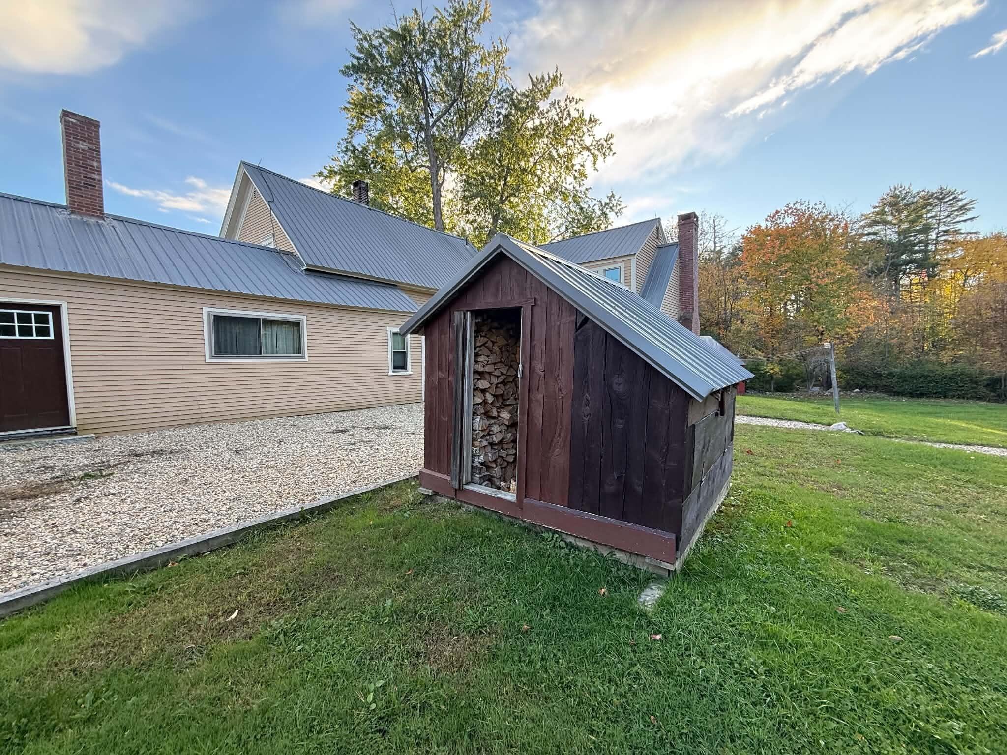 main property photo 37