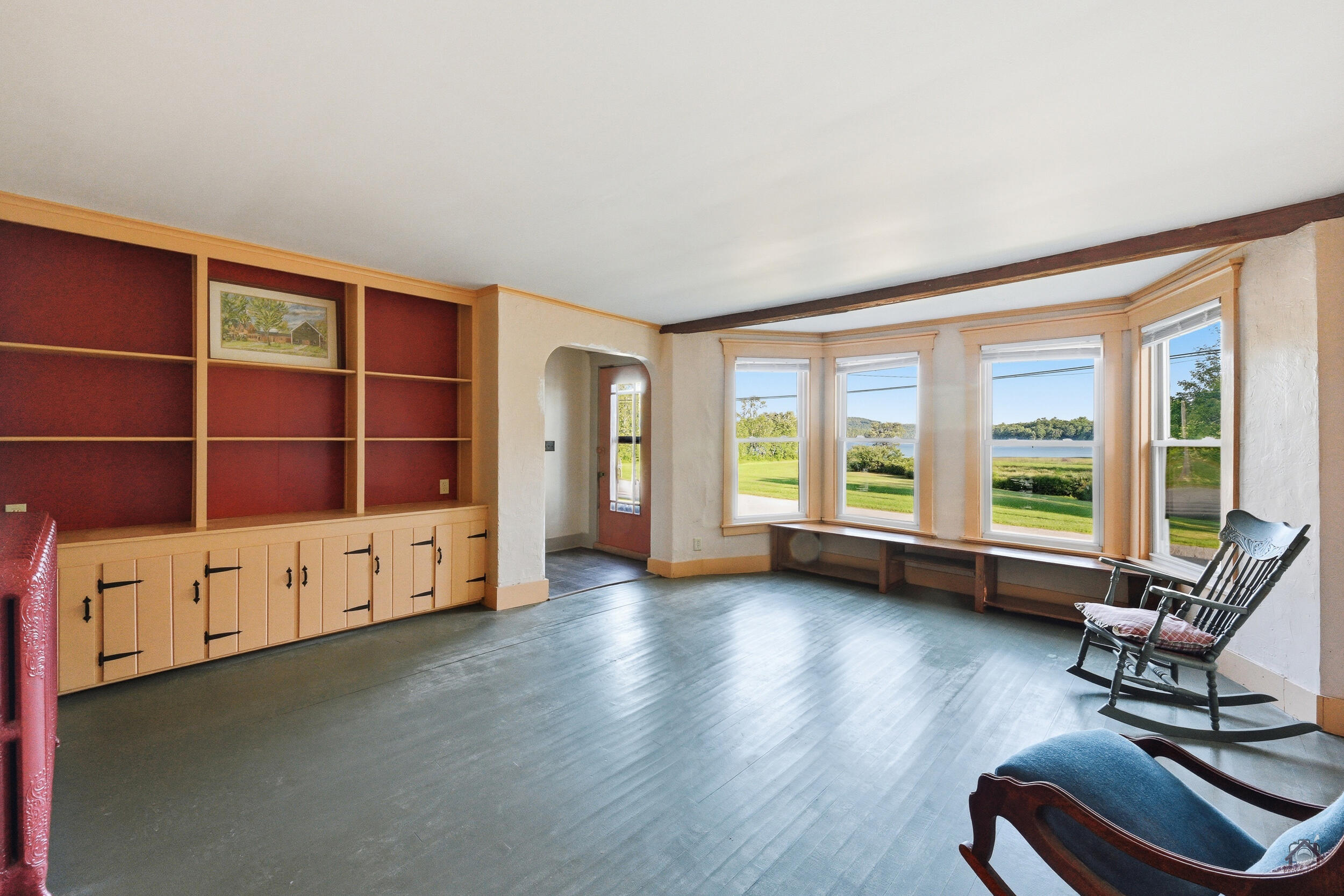main property photo 5