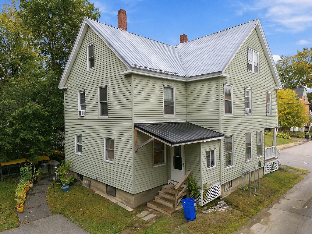 main property photo 14