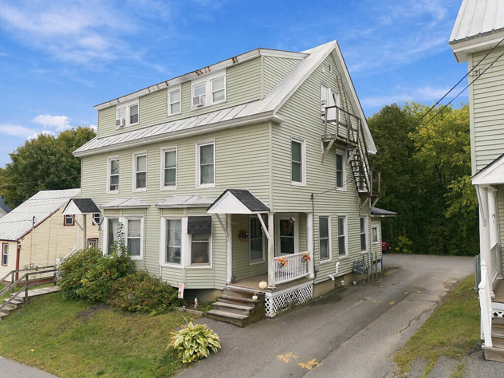 main property photo 5
