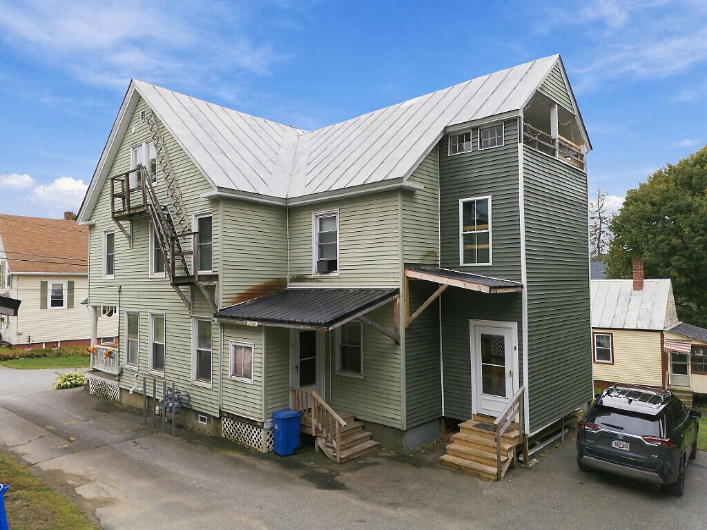 main property photo 6