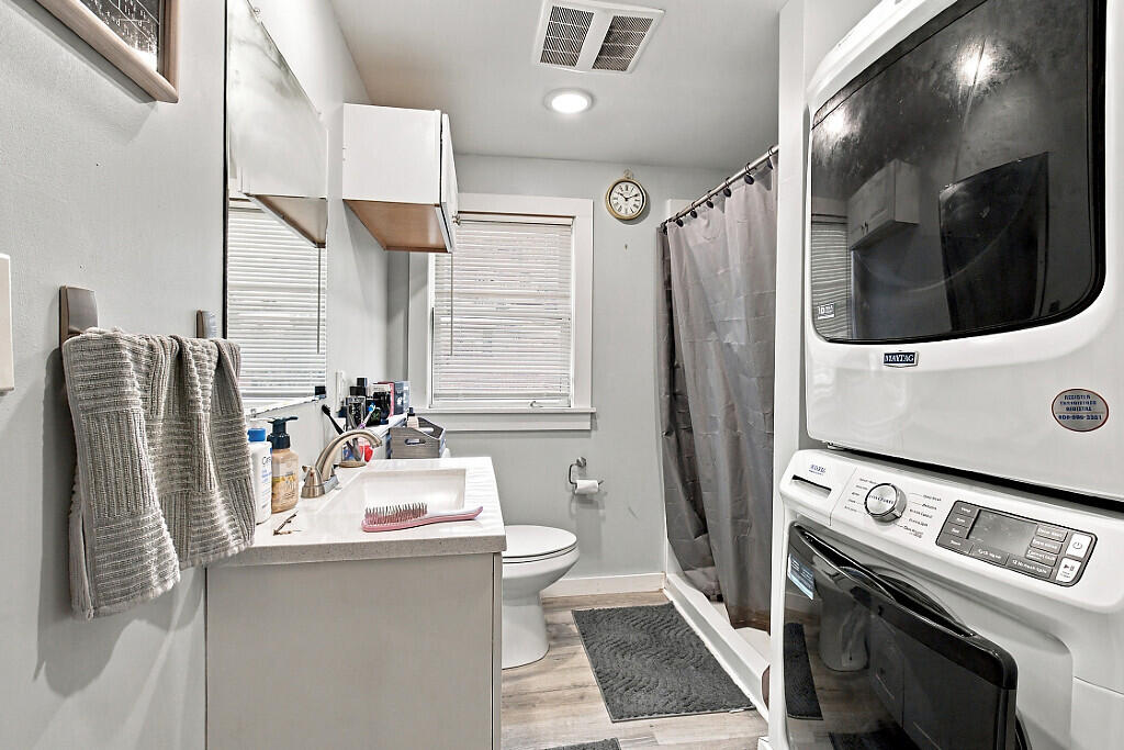 main property photo 68
