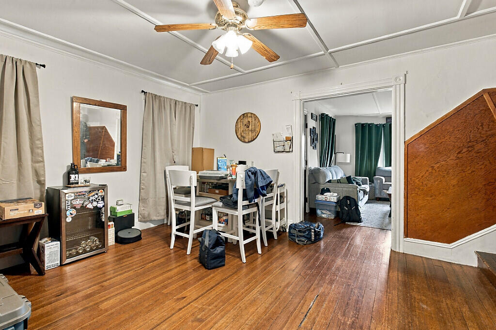 main property photo 89