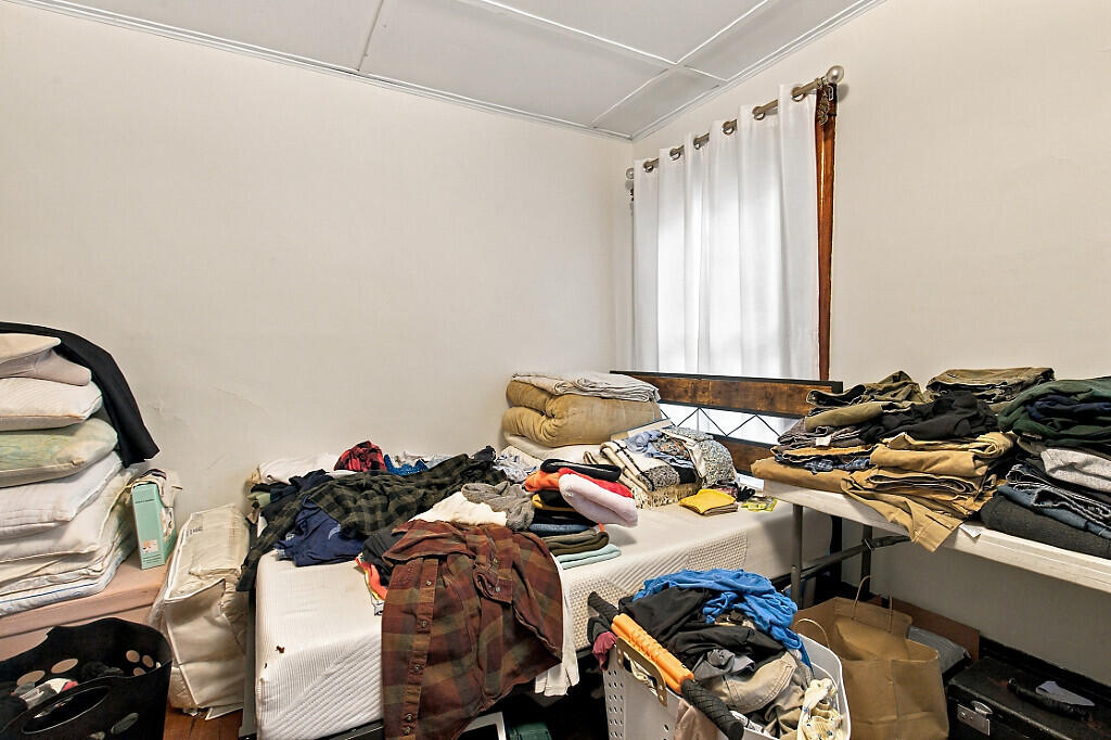 main property photo 96