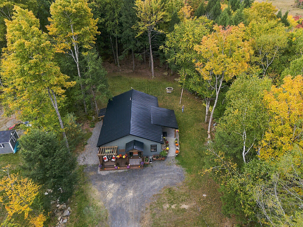 main property photo 51