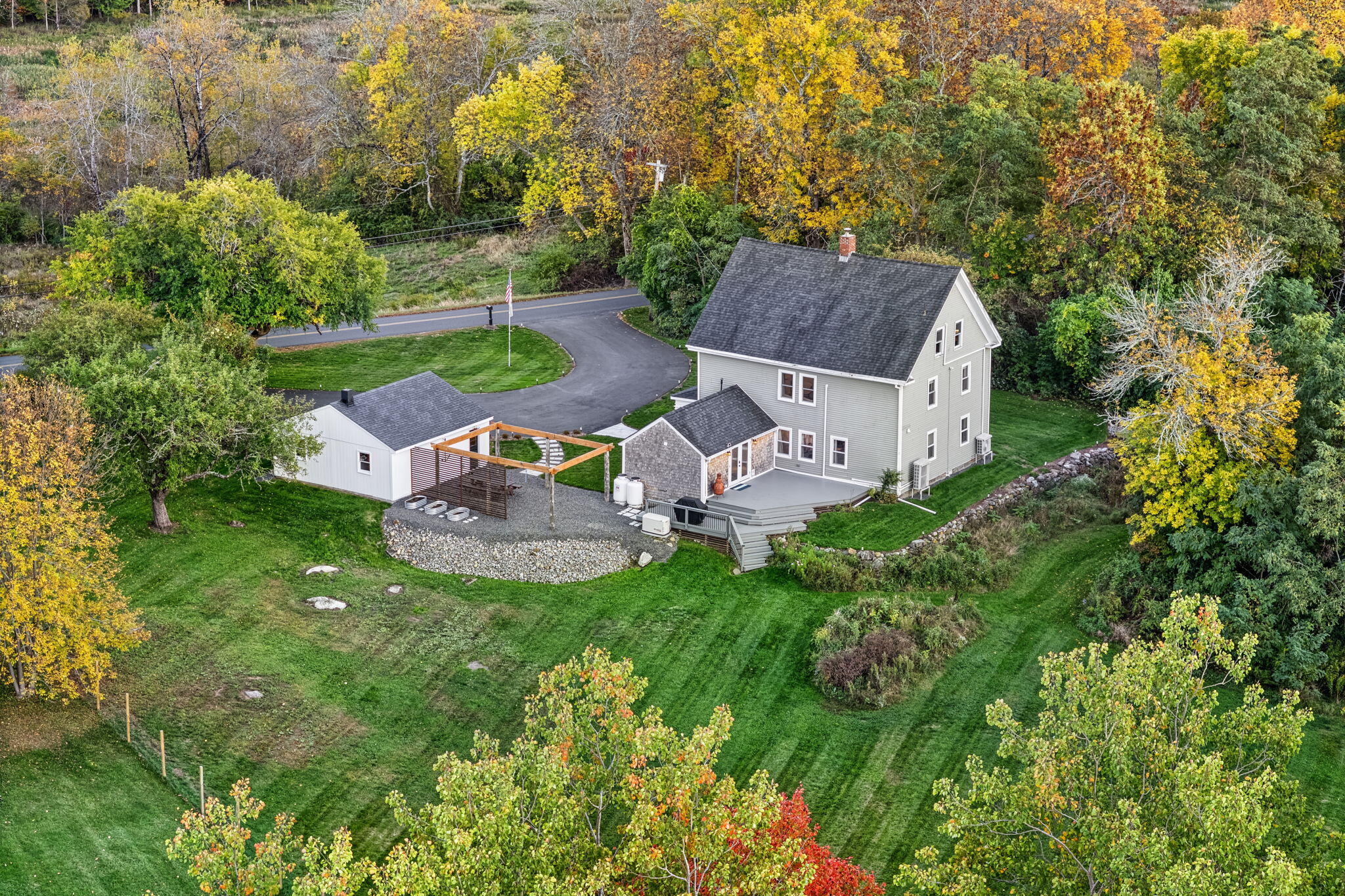 main property photo 18