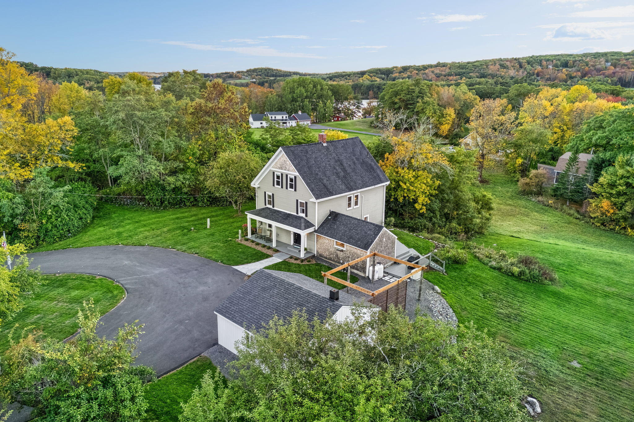 main property photo 4