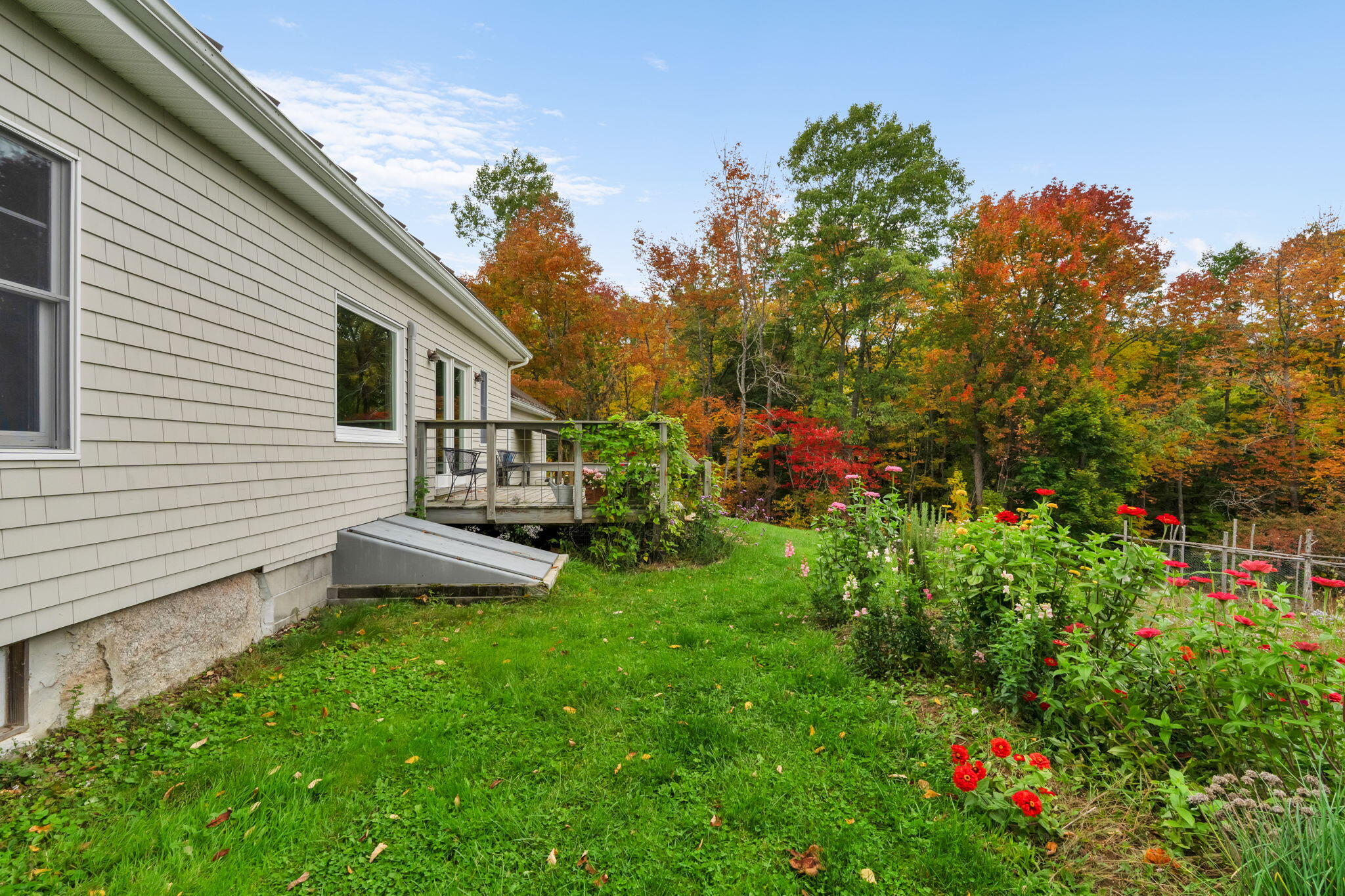 main property photo 47