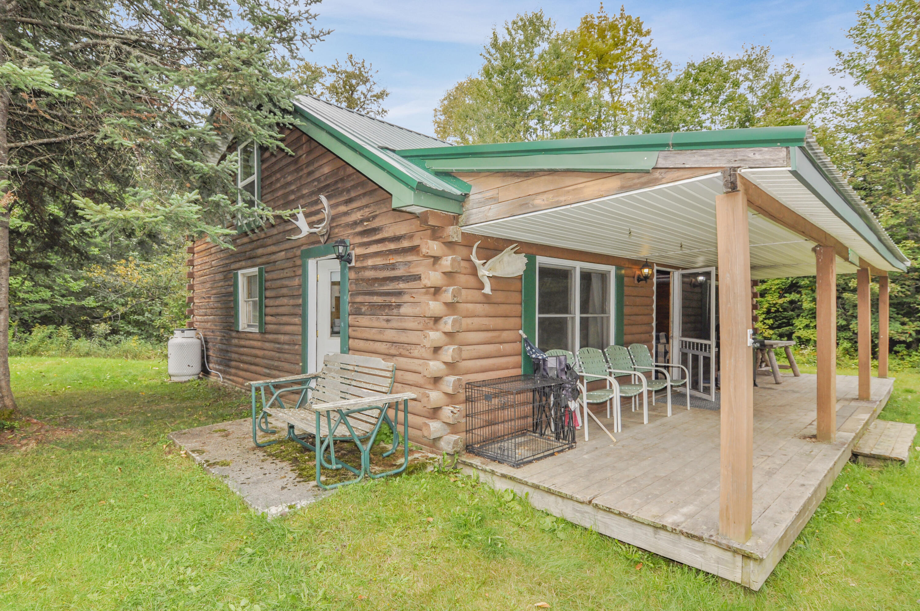 main property photo 23