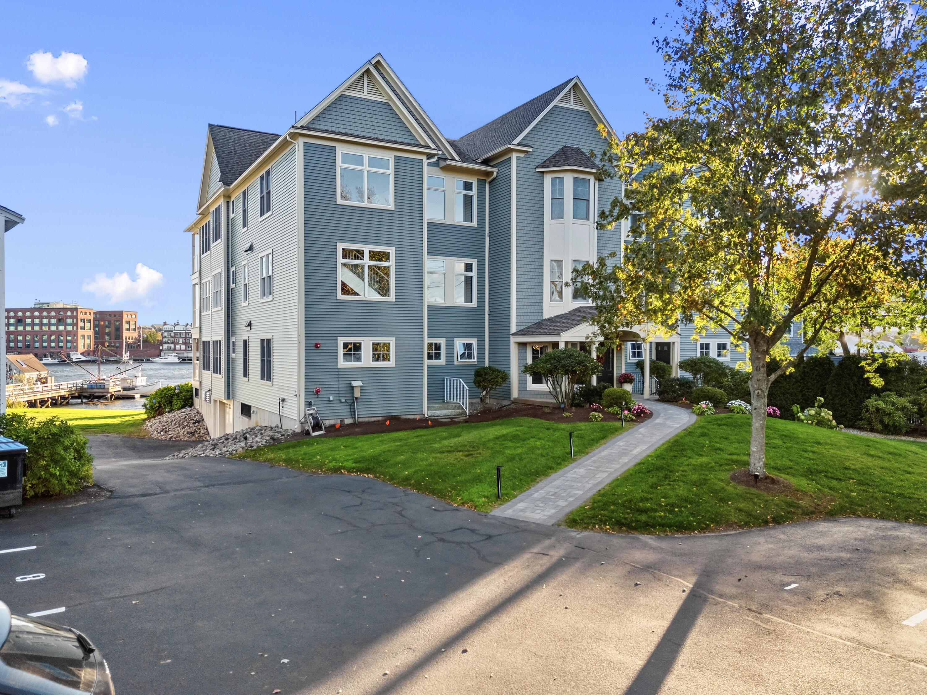 main property photo 66