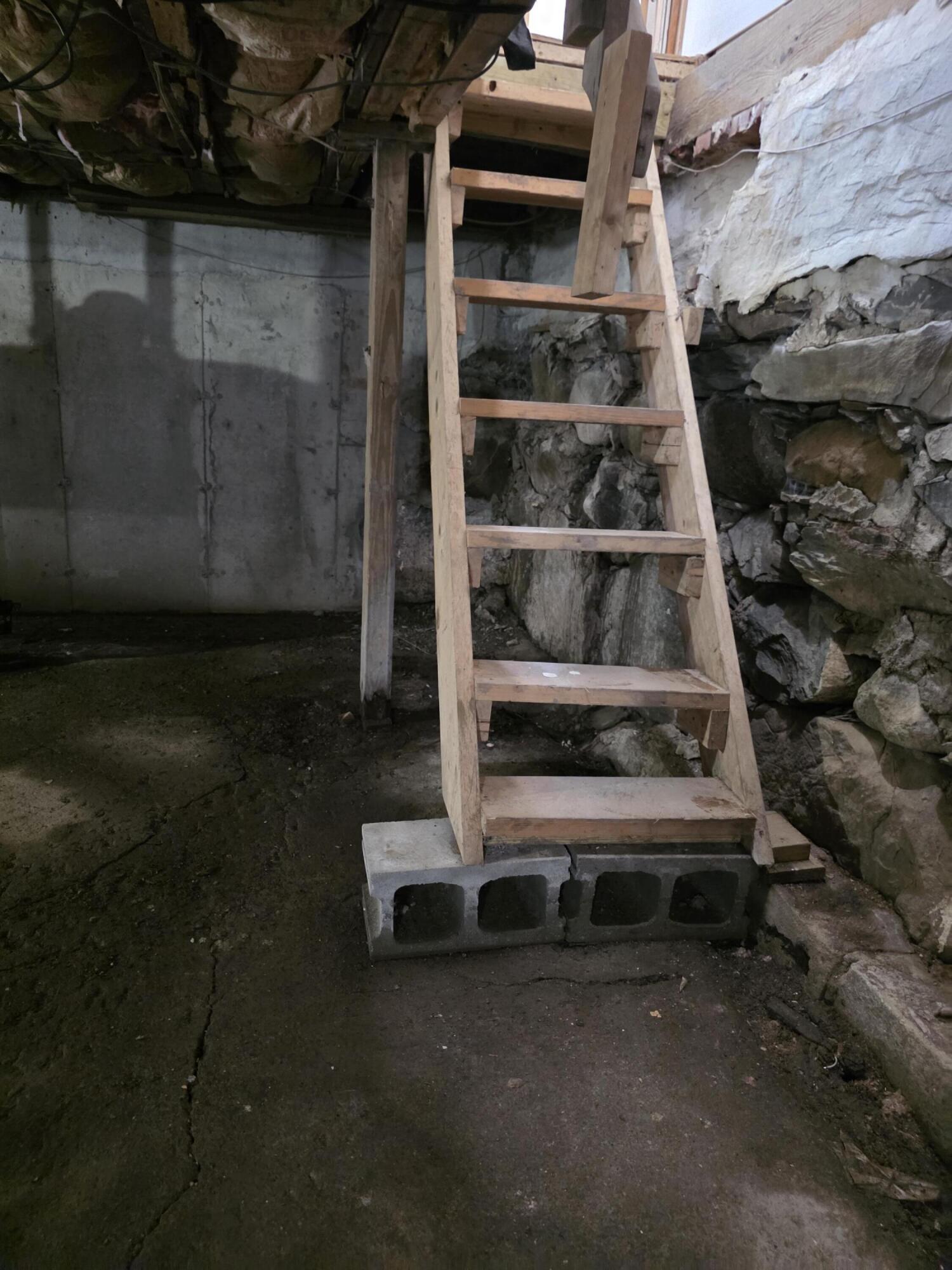 main property photo 47