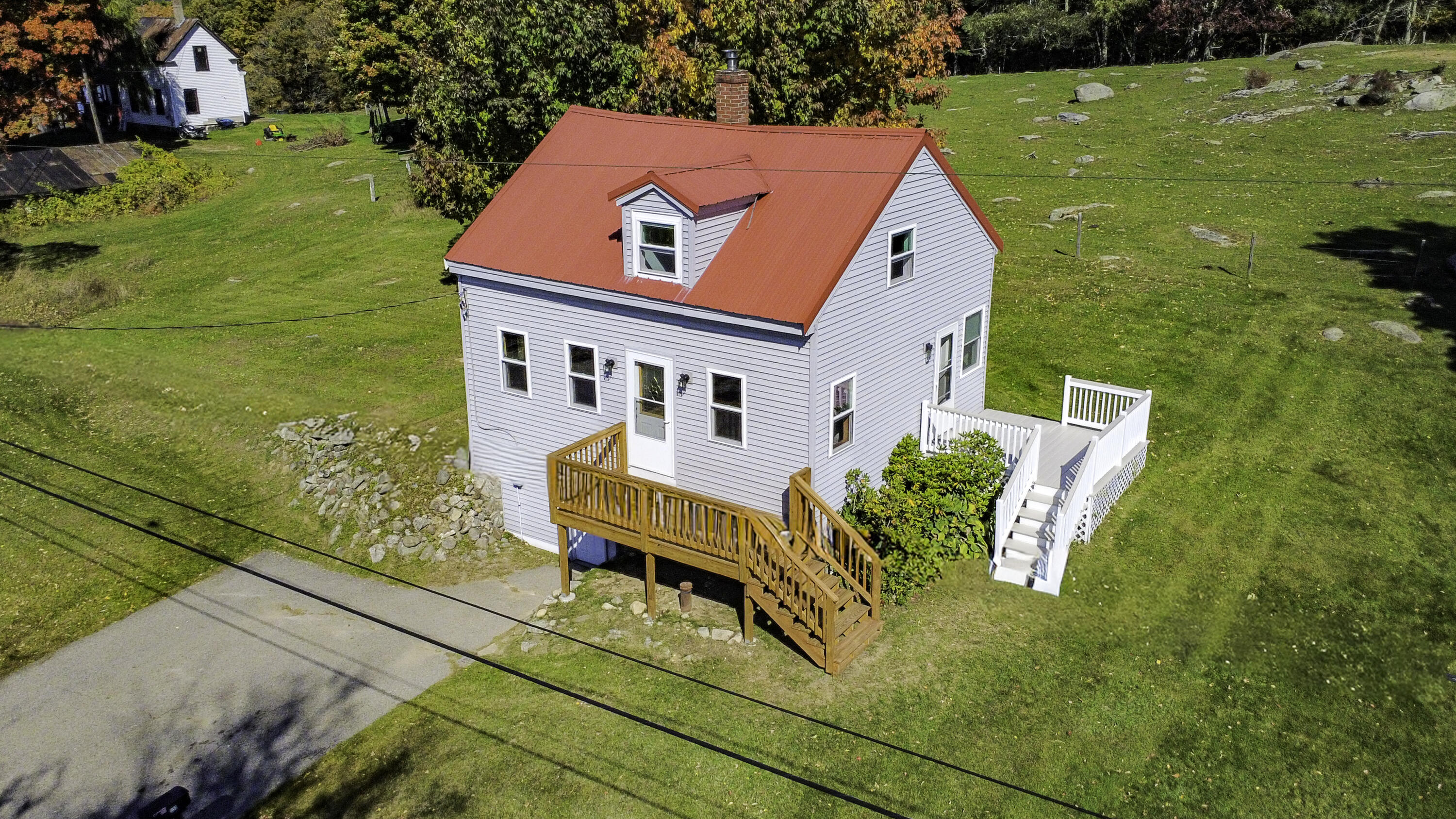 main property photo 2