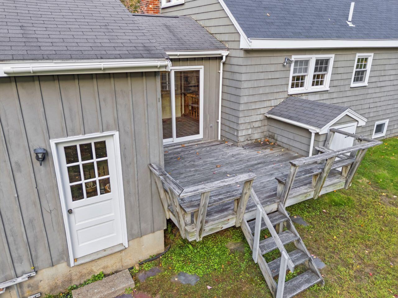 main property photo 45