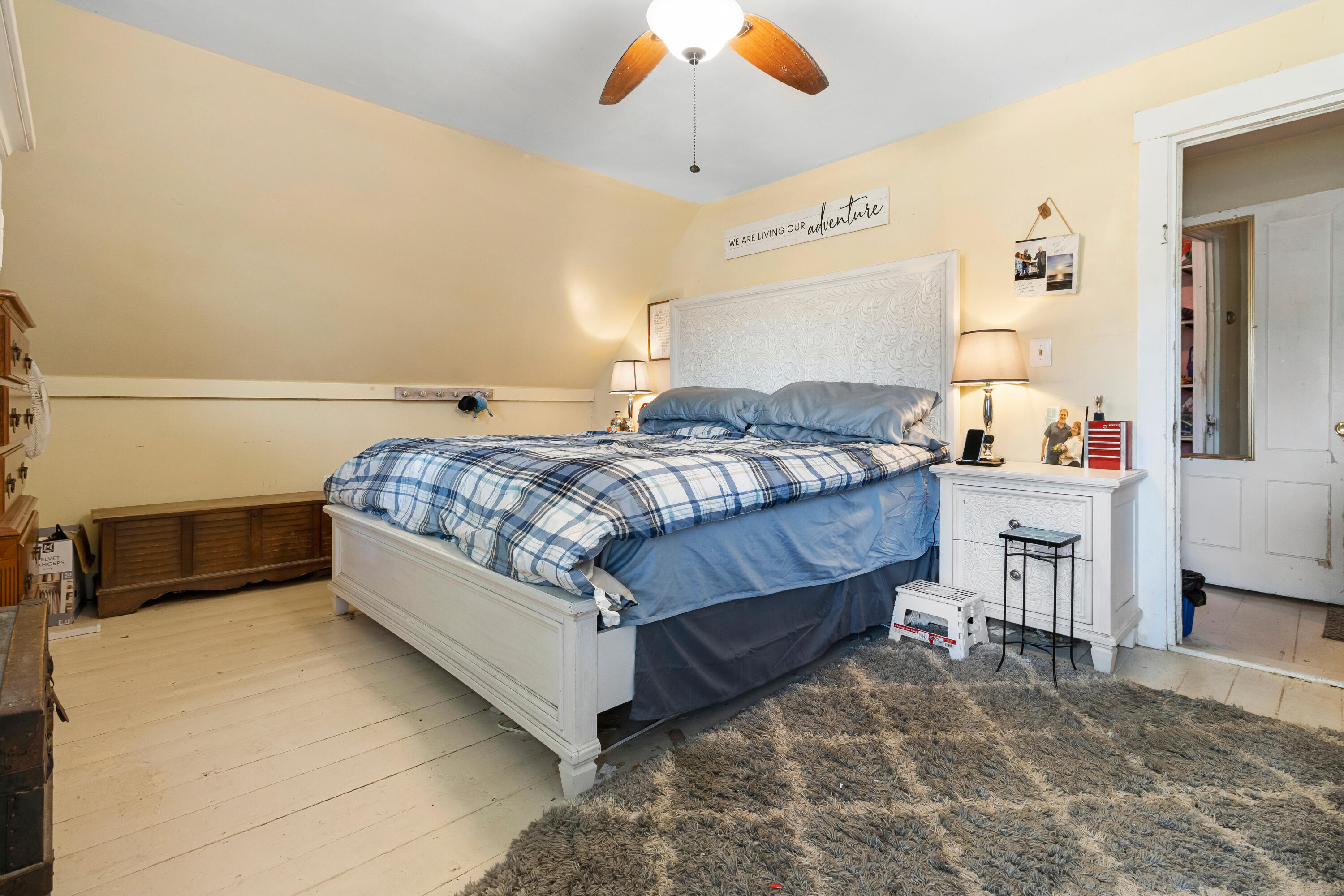 main property photo 31