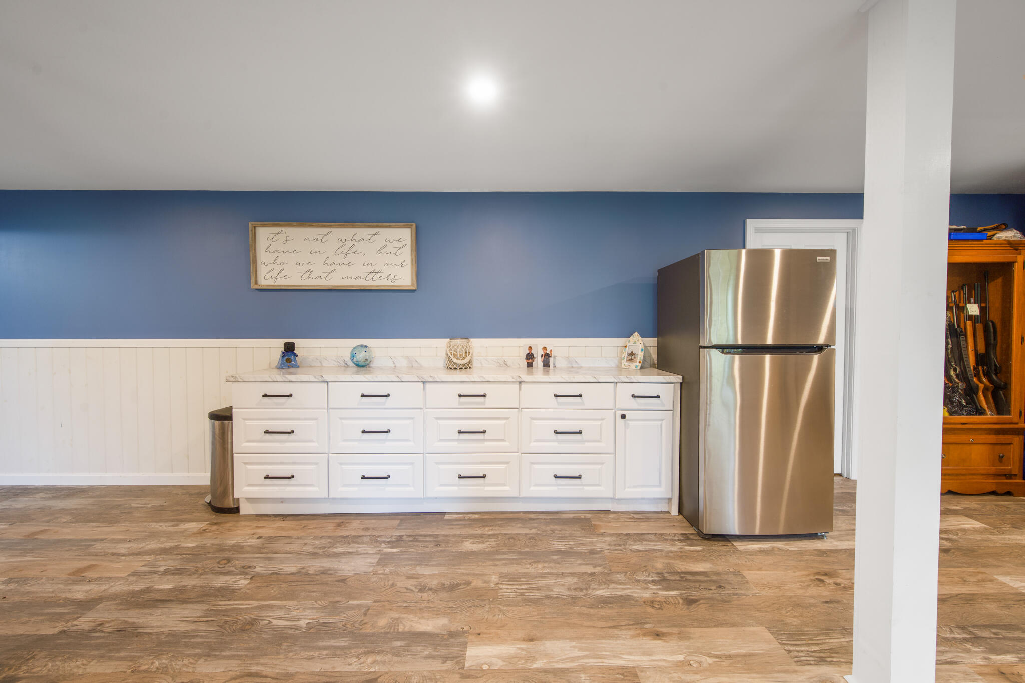 main property photo 77