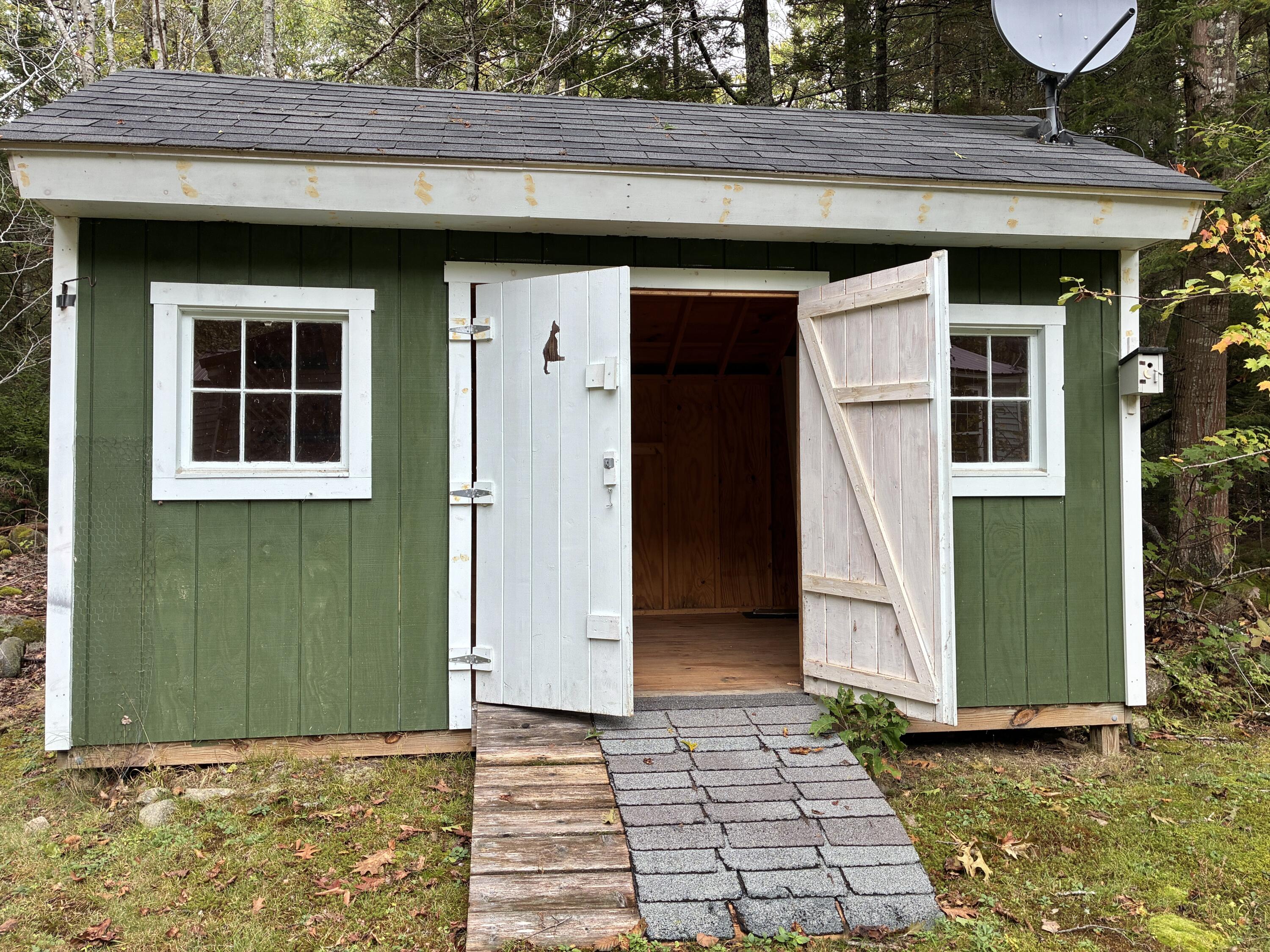 main property photo 14