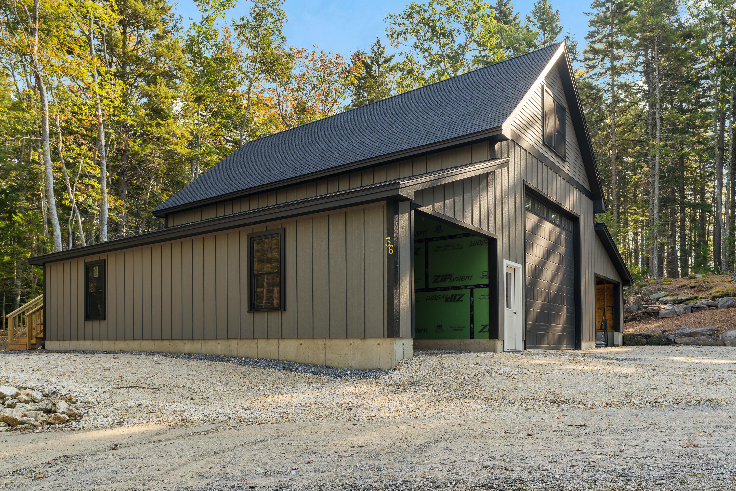 main property photo 40