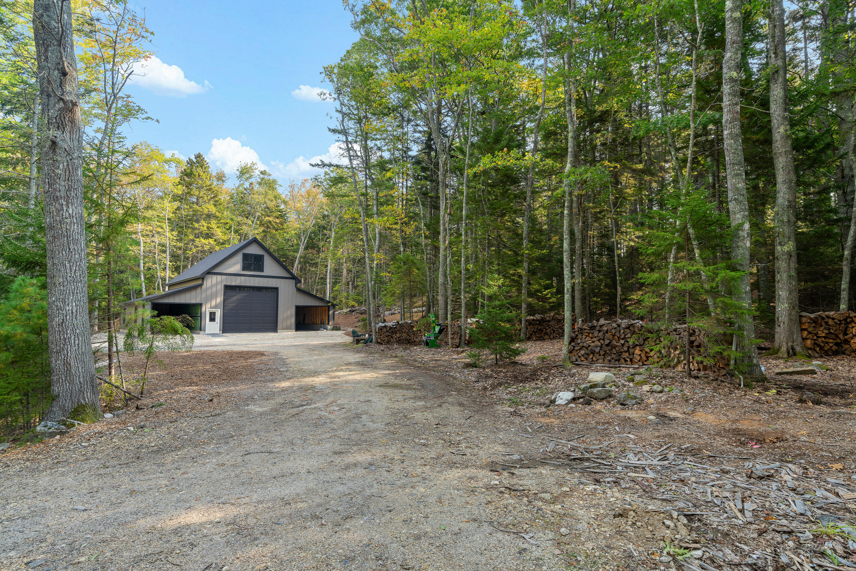 main property photo 43