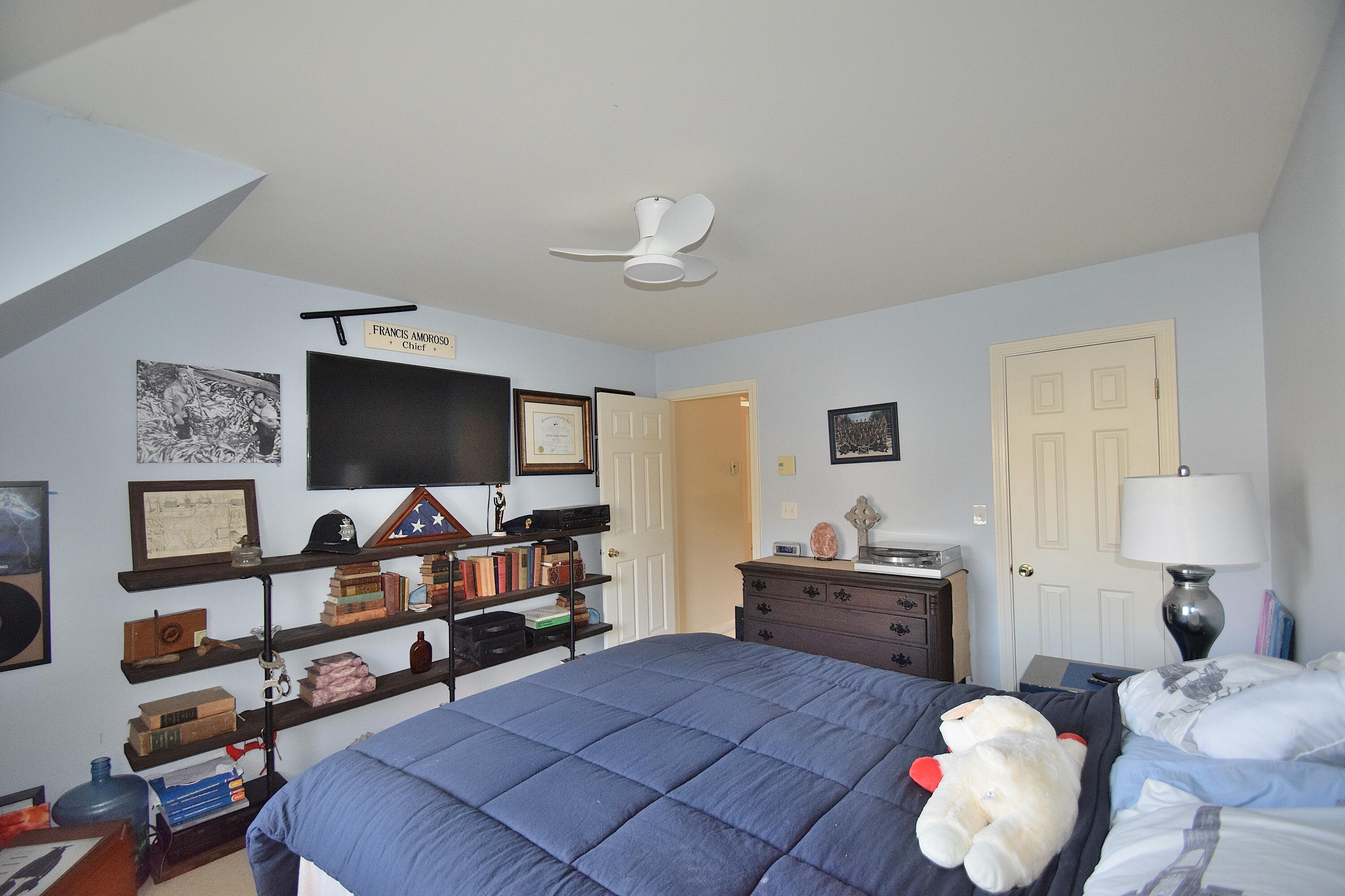 main property photo 28