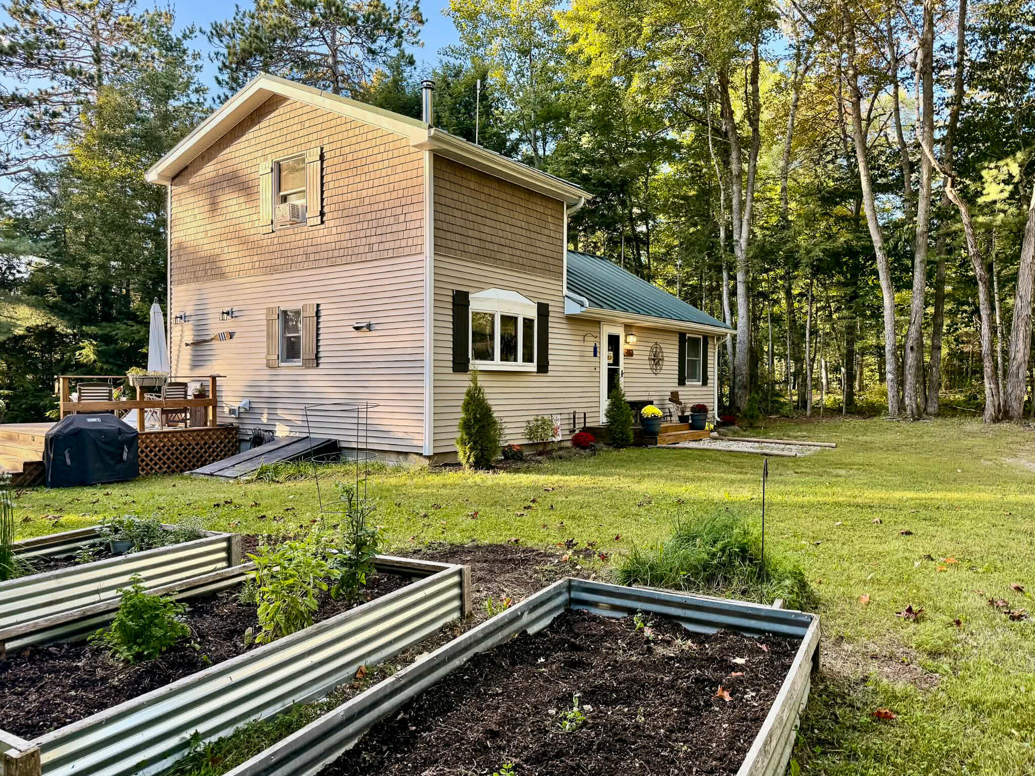 main property photo 27