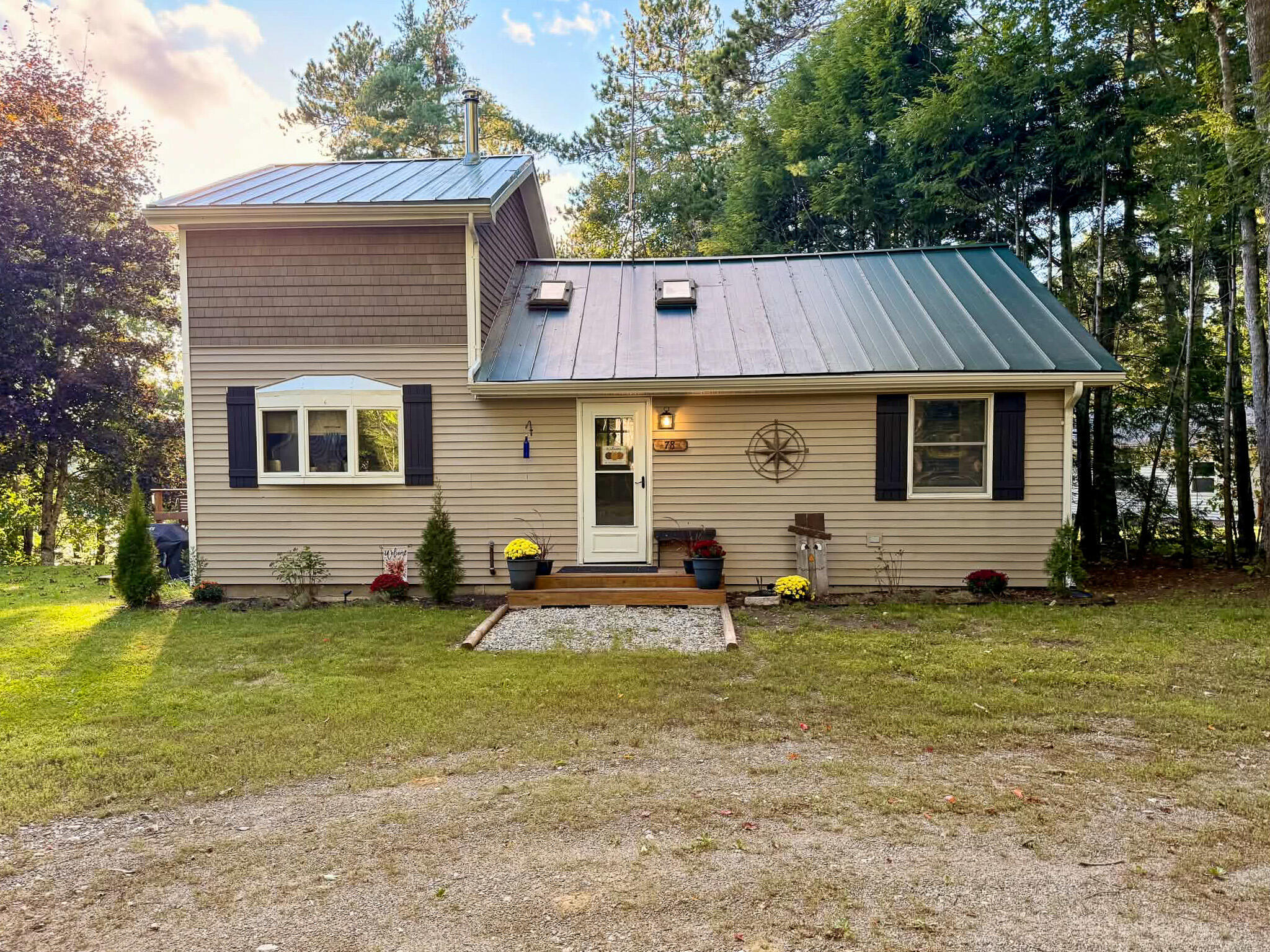 main property photo 28