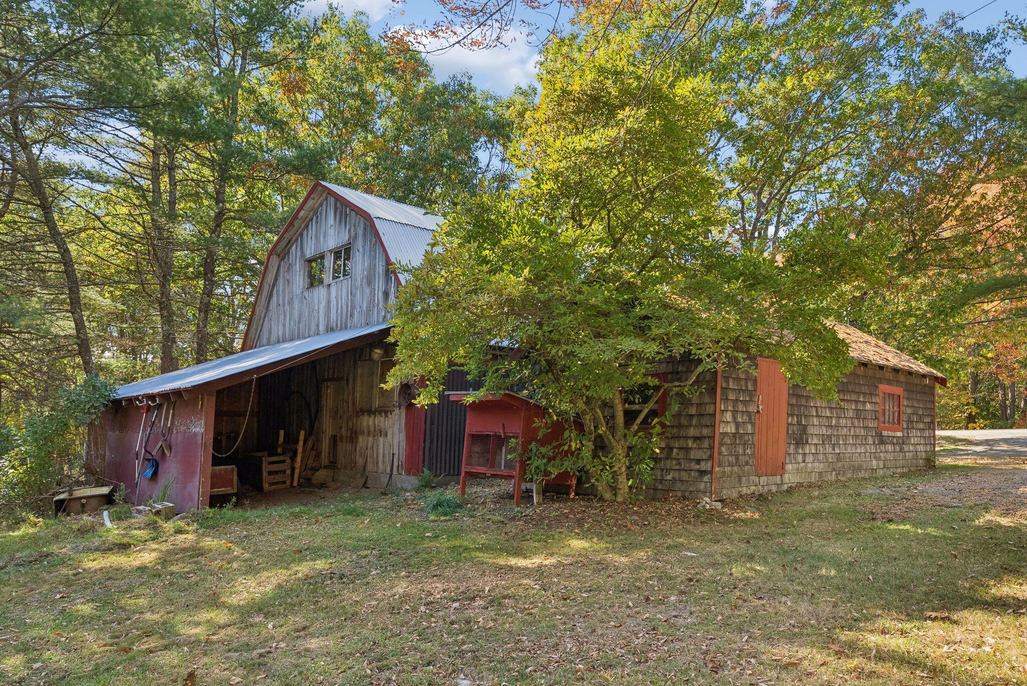 main property photo 33