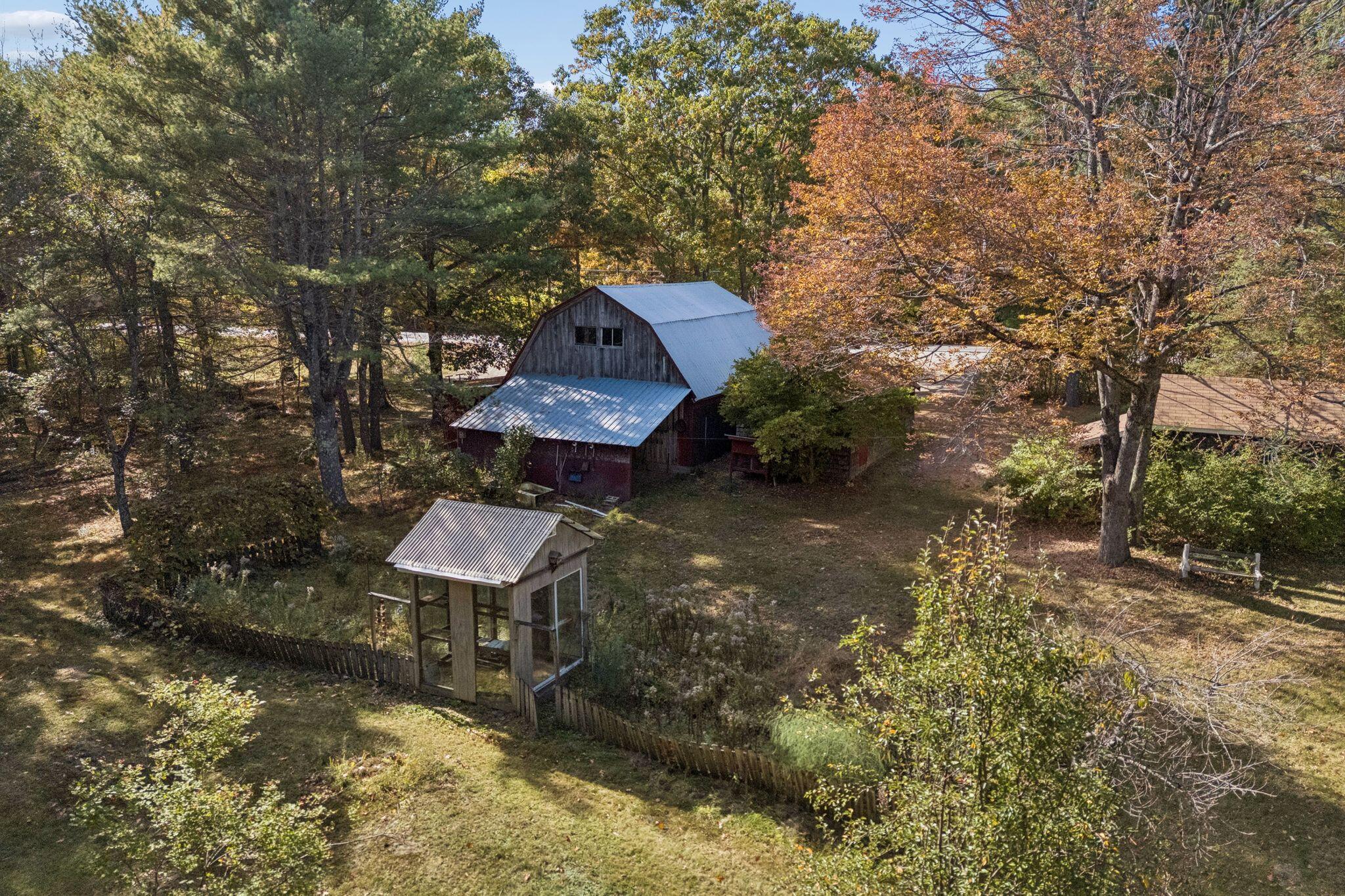 main property photo 37