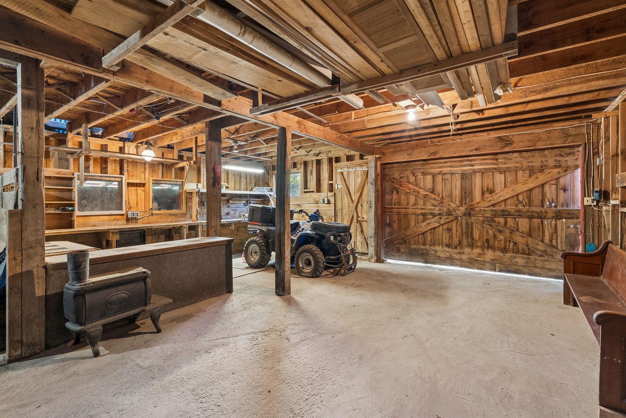 main property photo 46