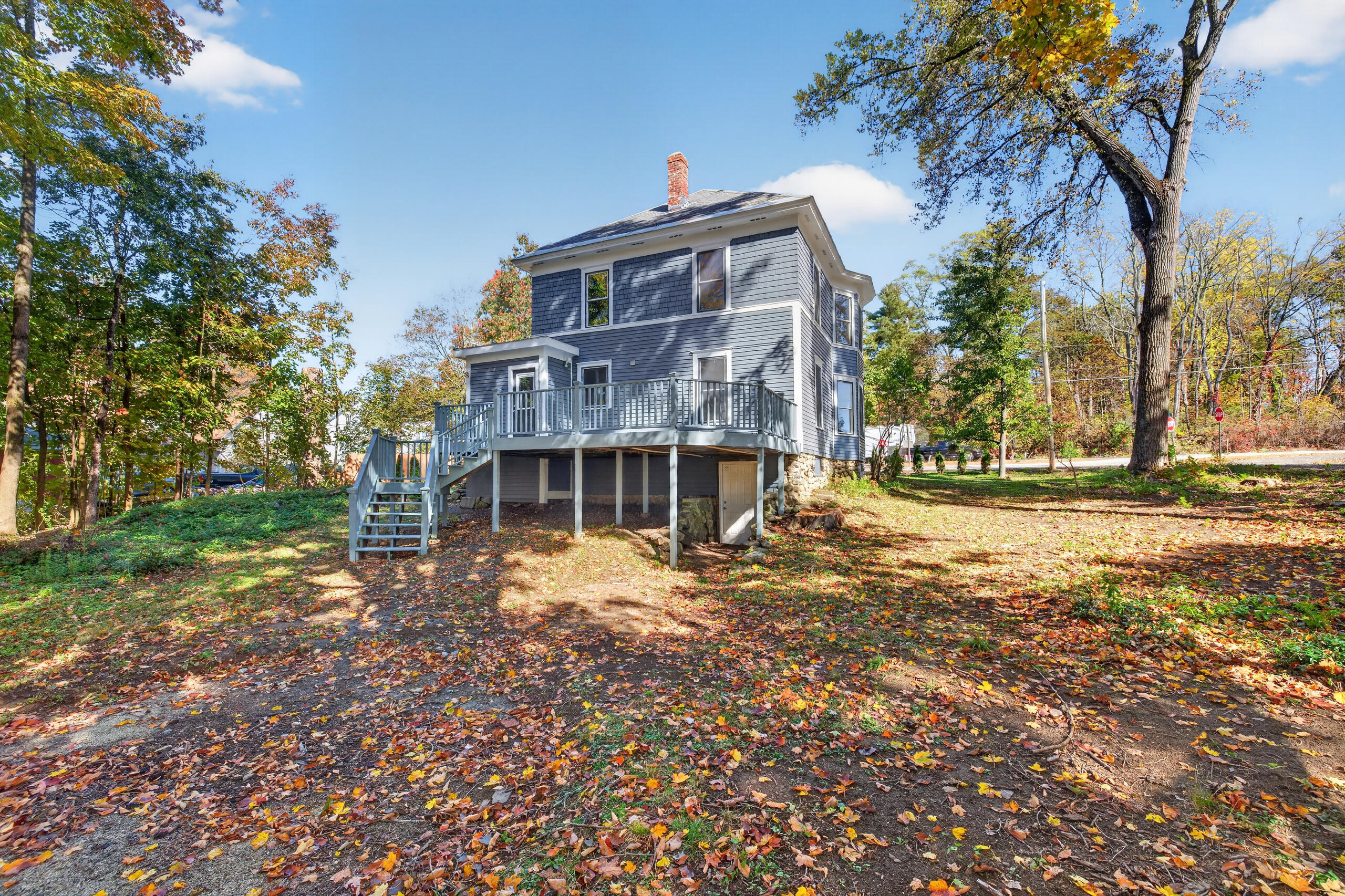 main property photo 10
