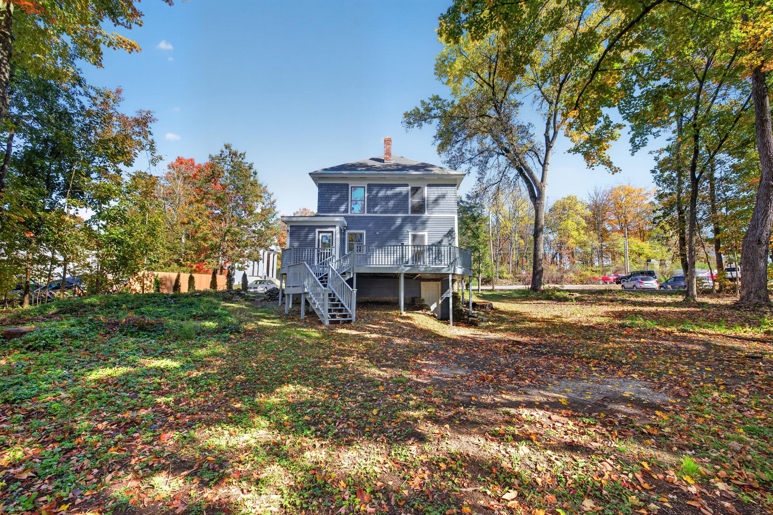 main property photo 9